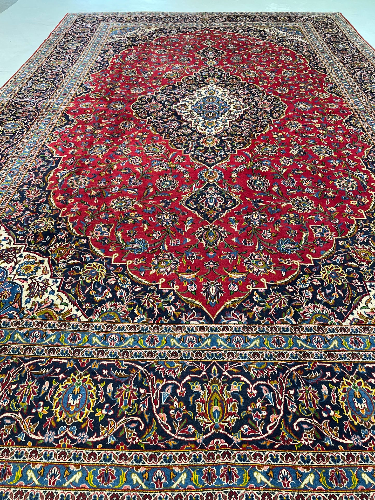 Hand-Knotted Wool Rug Kashan 10'6" x 17'7"