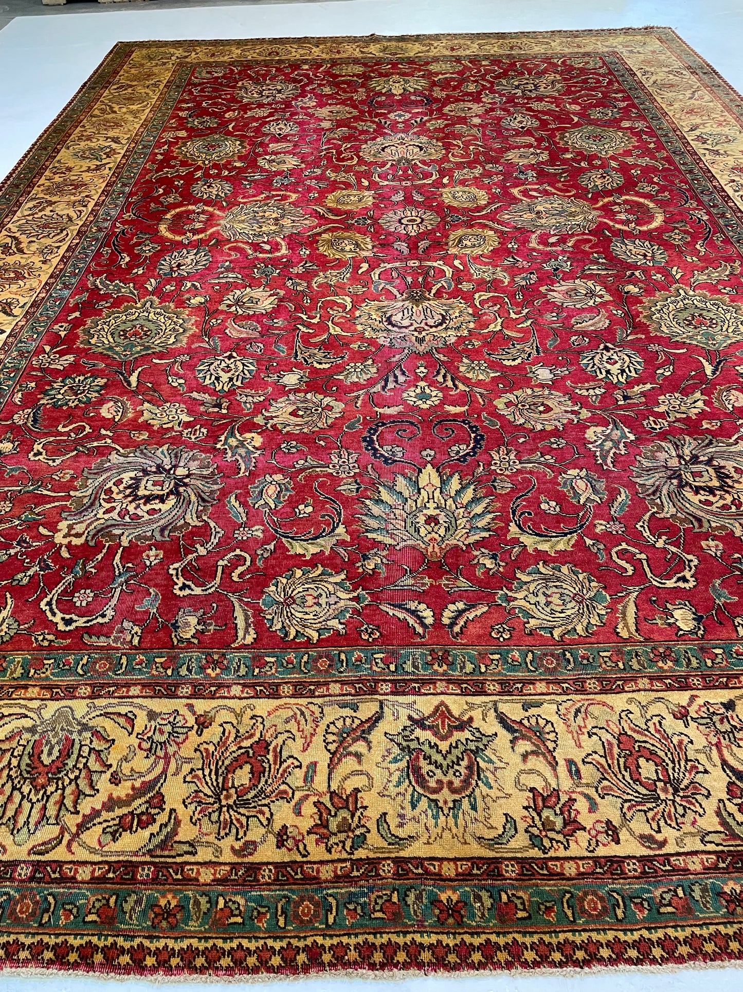 Hand-Knotted Wool Rug Tabriz 11'5" x 16'3"