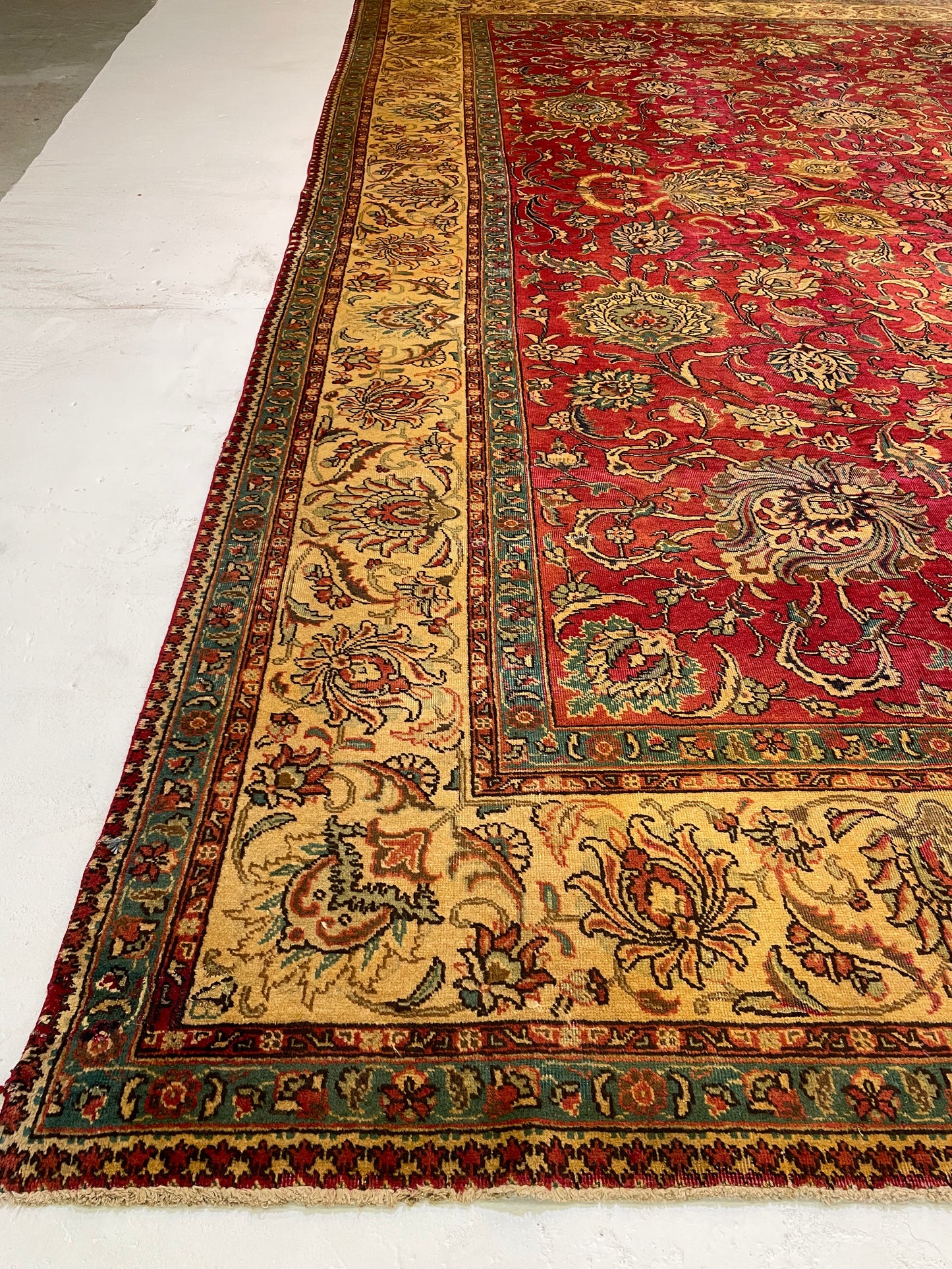 Hand-Knotted Wool Rug Tabriz 11'5" x 16'3"