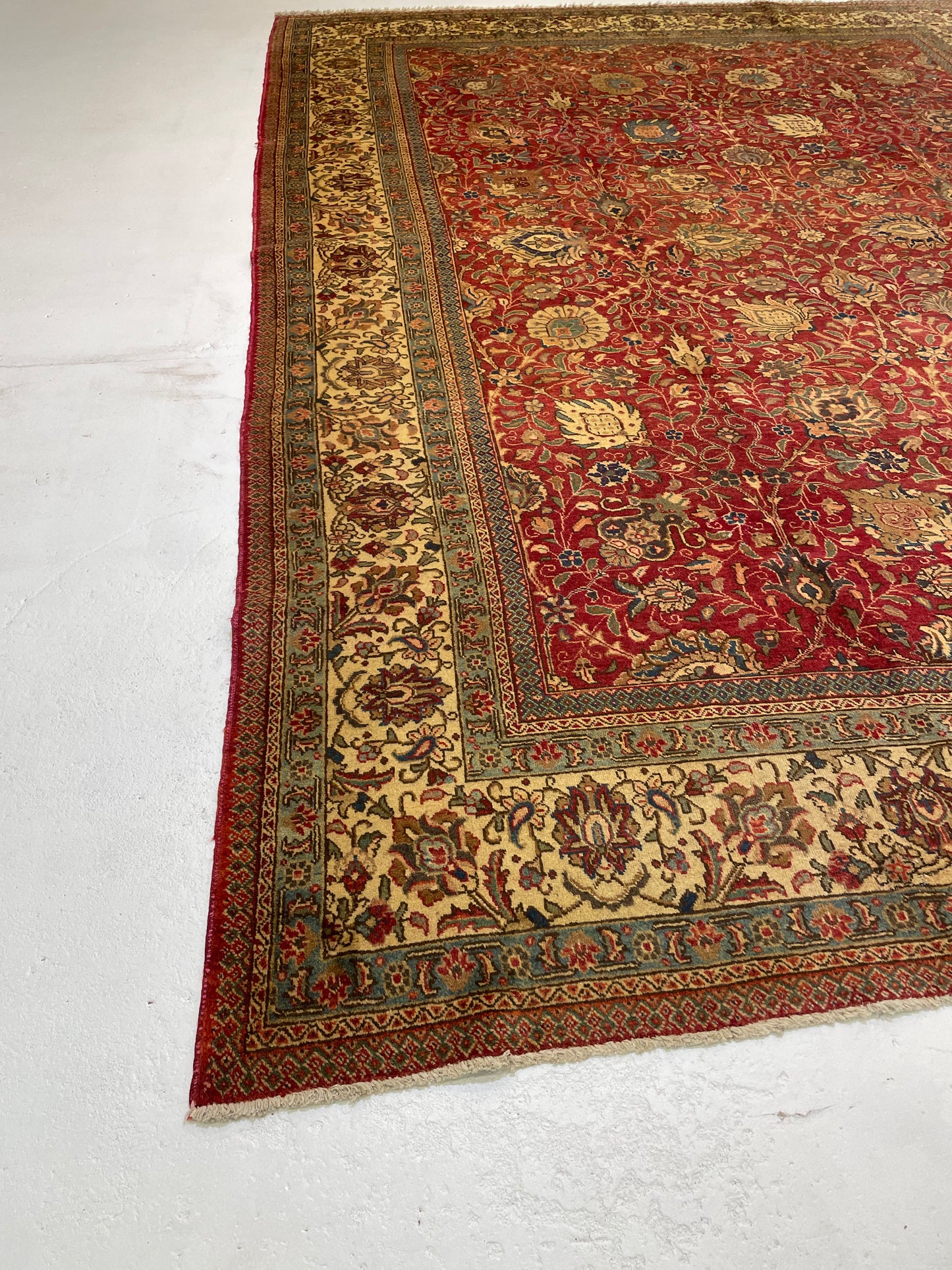 Hand-Knotted Wool Rug Tabriz 9'8" x 13'4"
