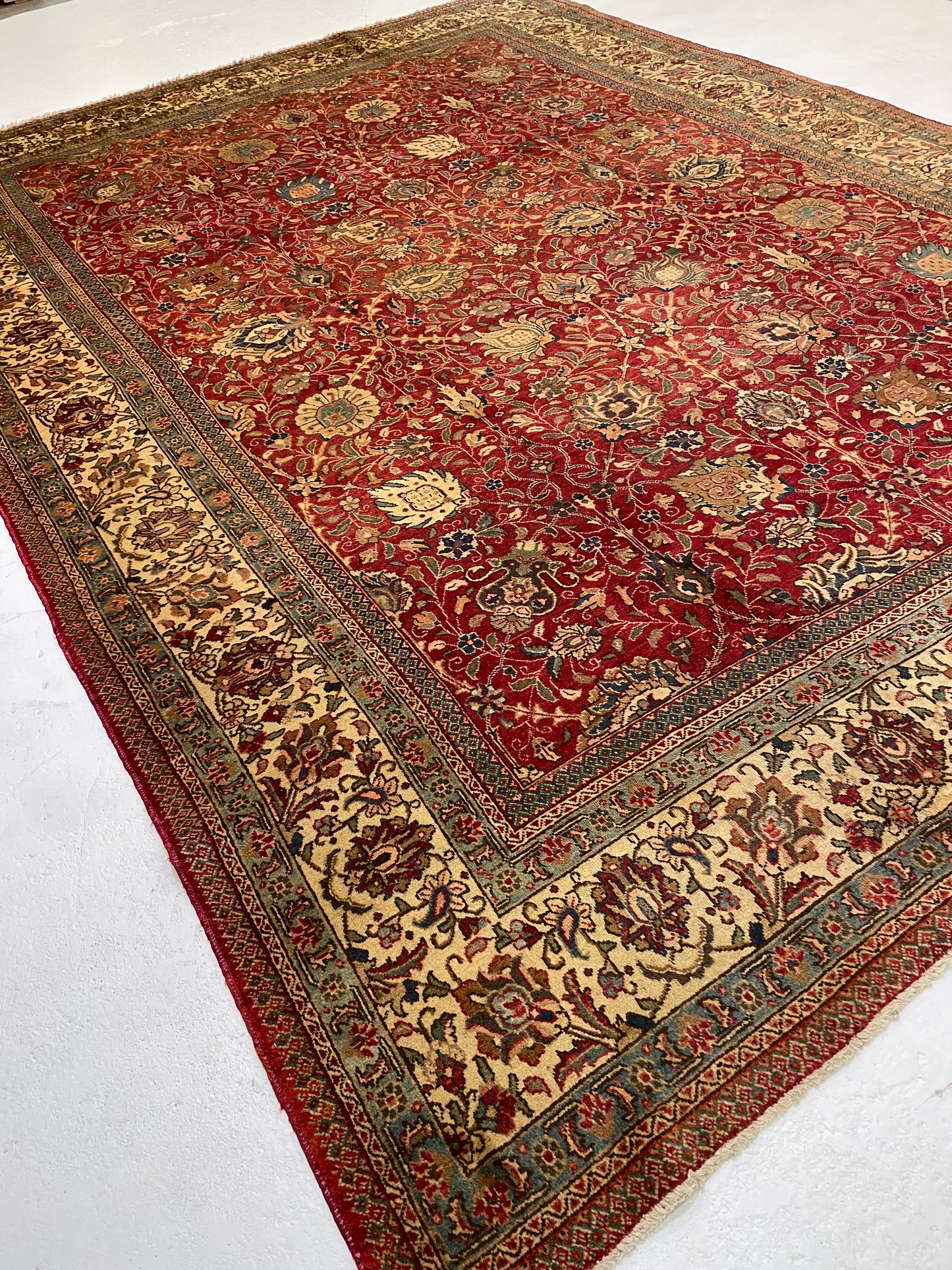 Hand-Knotted Wool Rug Tabriz 9'8" x 13'4"