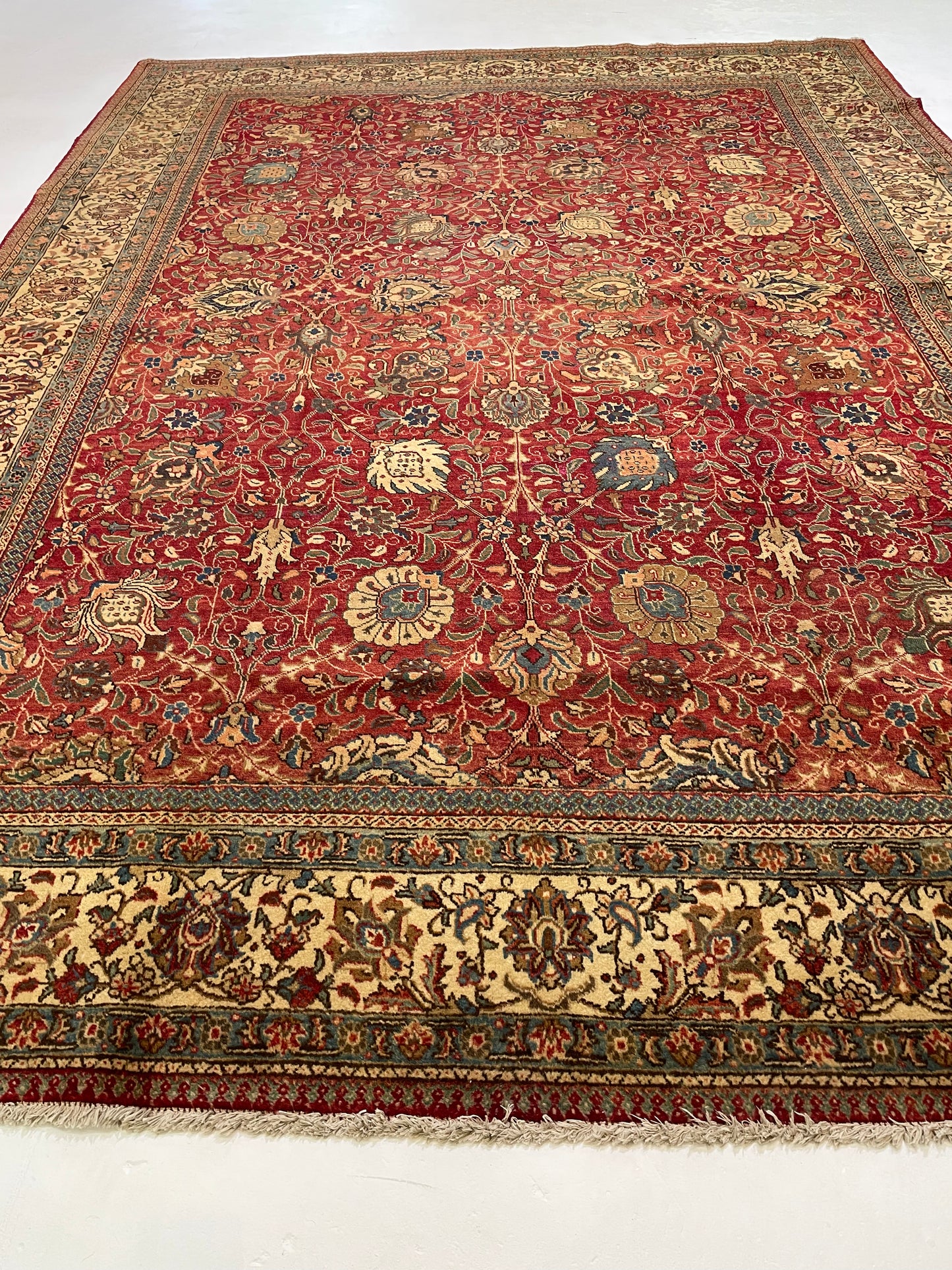Hand-Knotted Wool Rug Tabriz 9'8" x 13'4"
