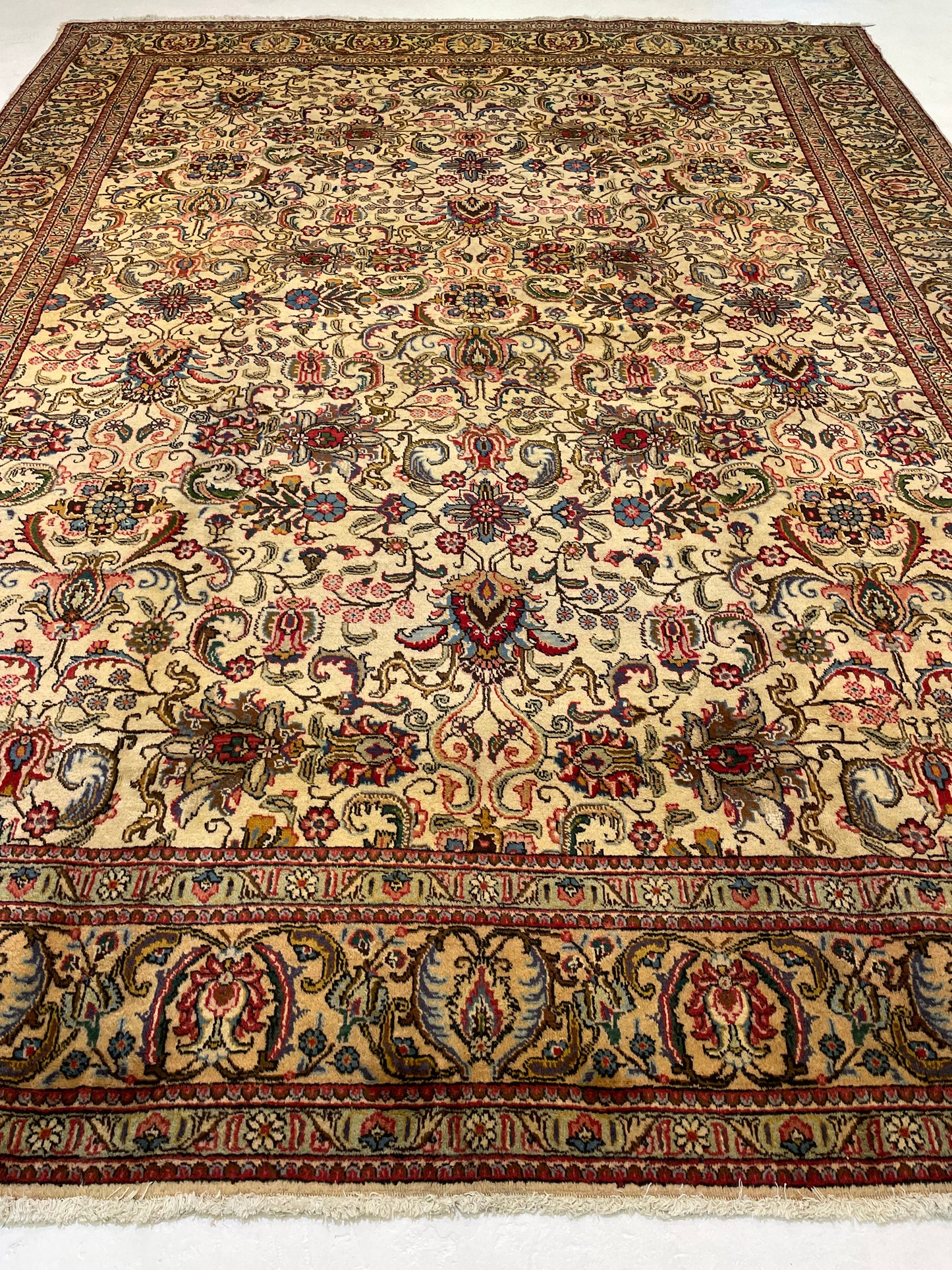 Hand-Knotted Wool Rug Tabriz 9'10" x 12'9"