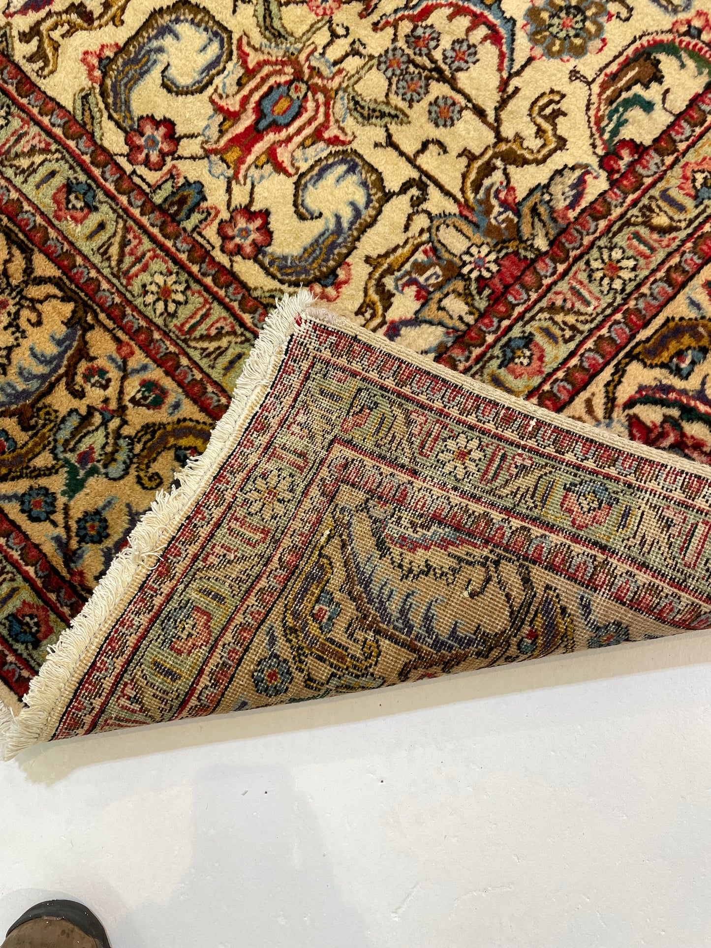 Hand-Knotted Wool Rug Tabriz 9'10" x 12'9"