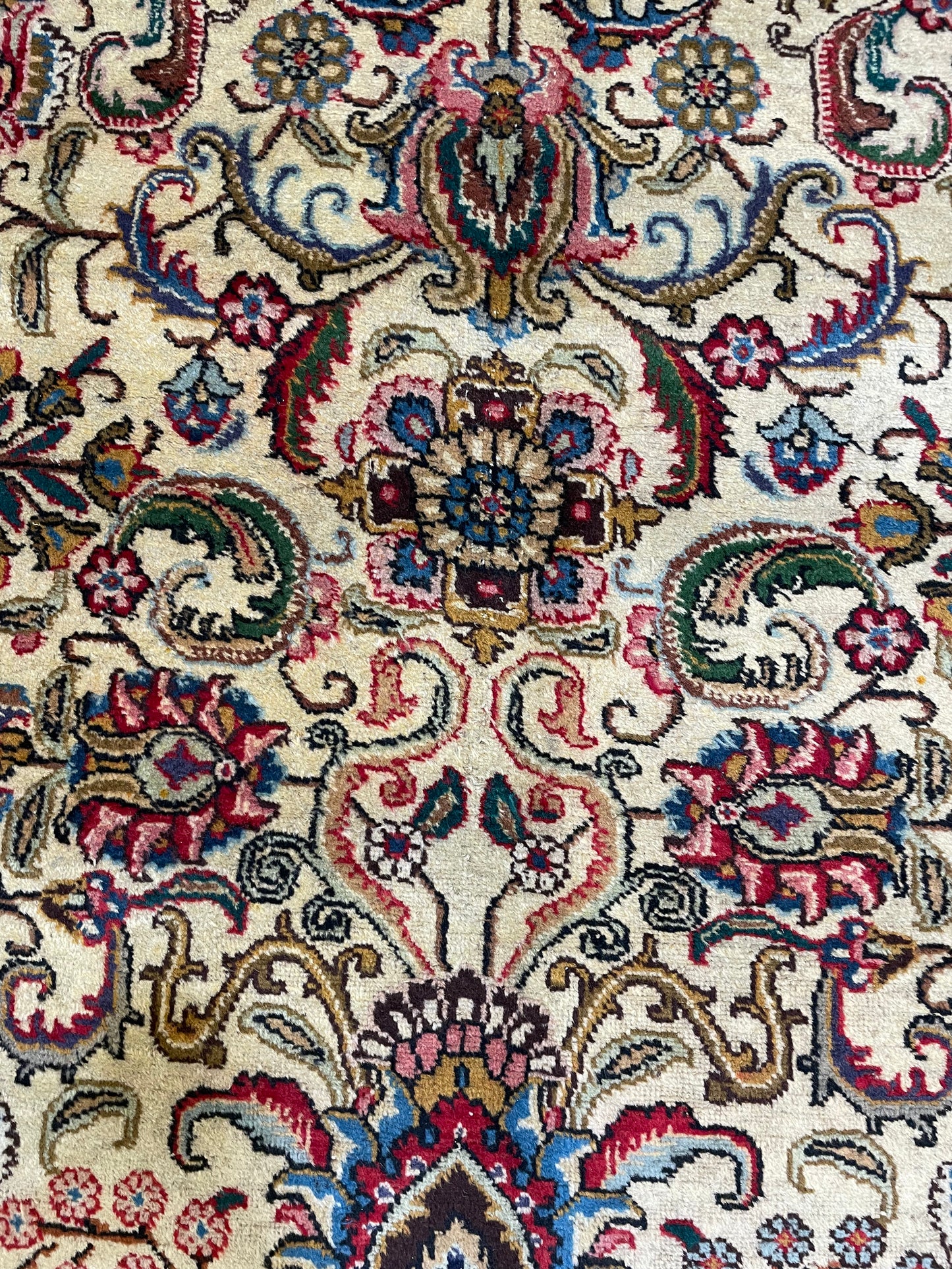 Hand-Knotted Wool Rug Tabriz 9'10" x 12'9"