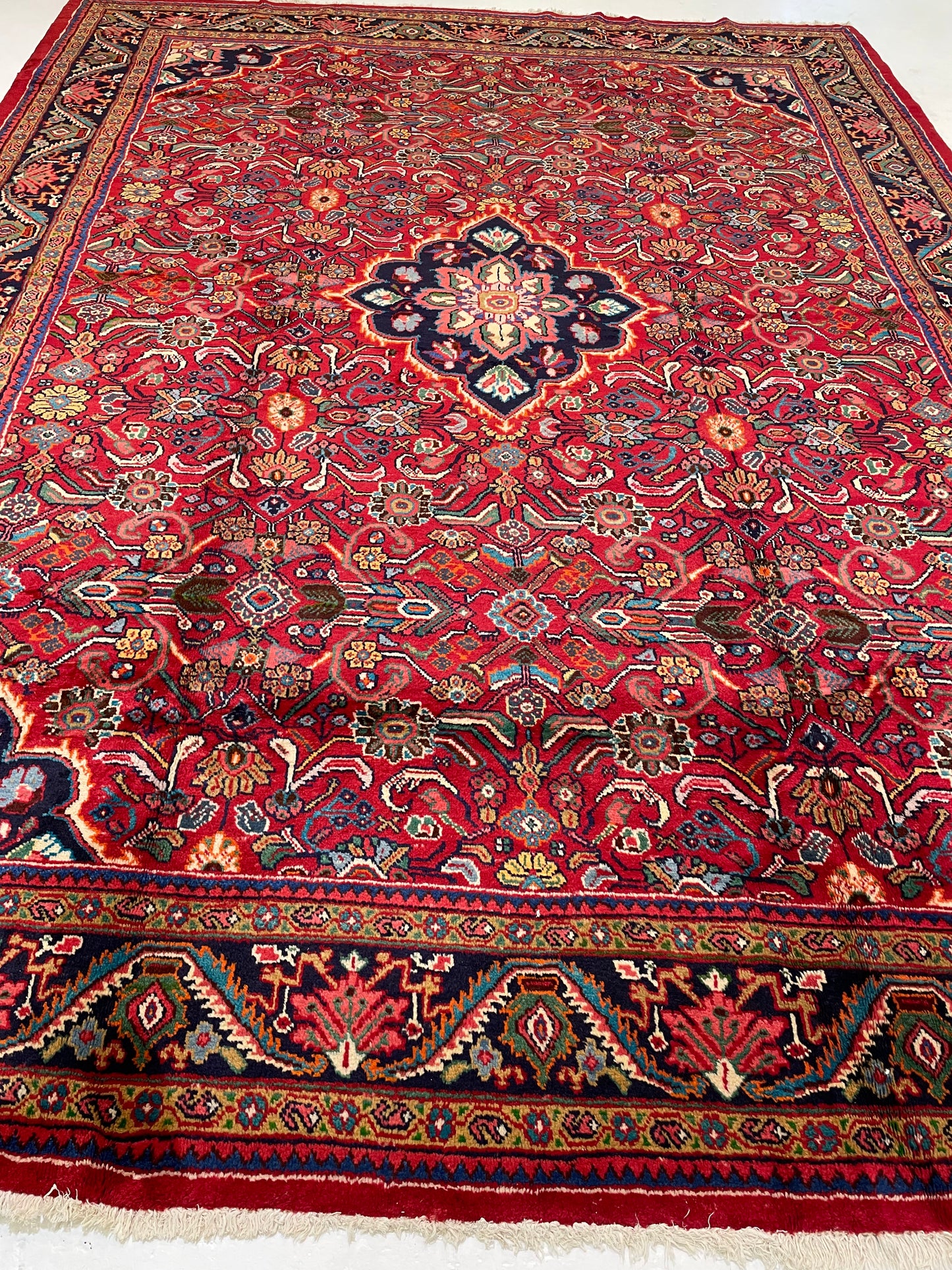 Hand-Knotted Wool Rug Mahal 9'9" x 13'3"