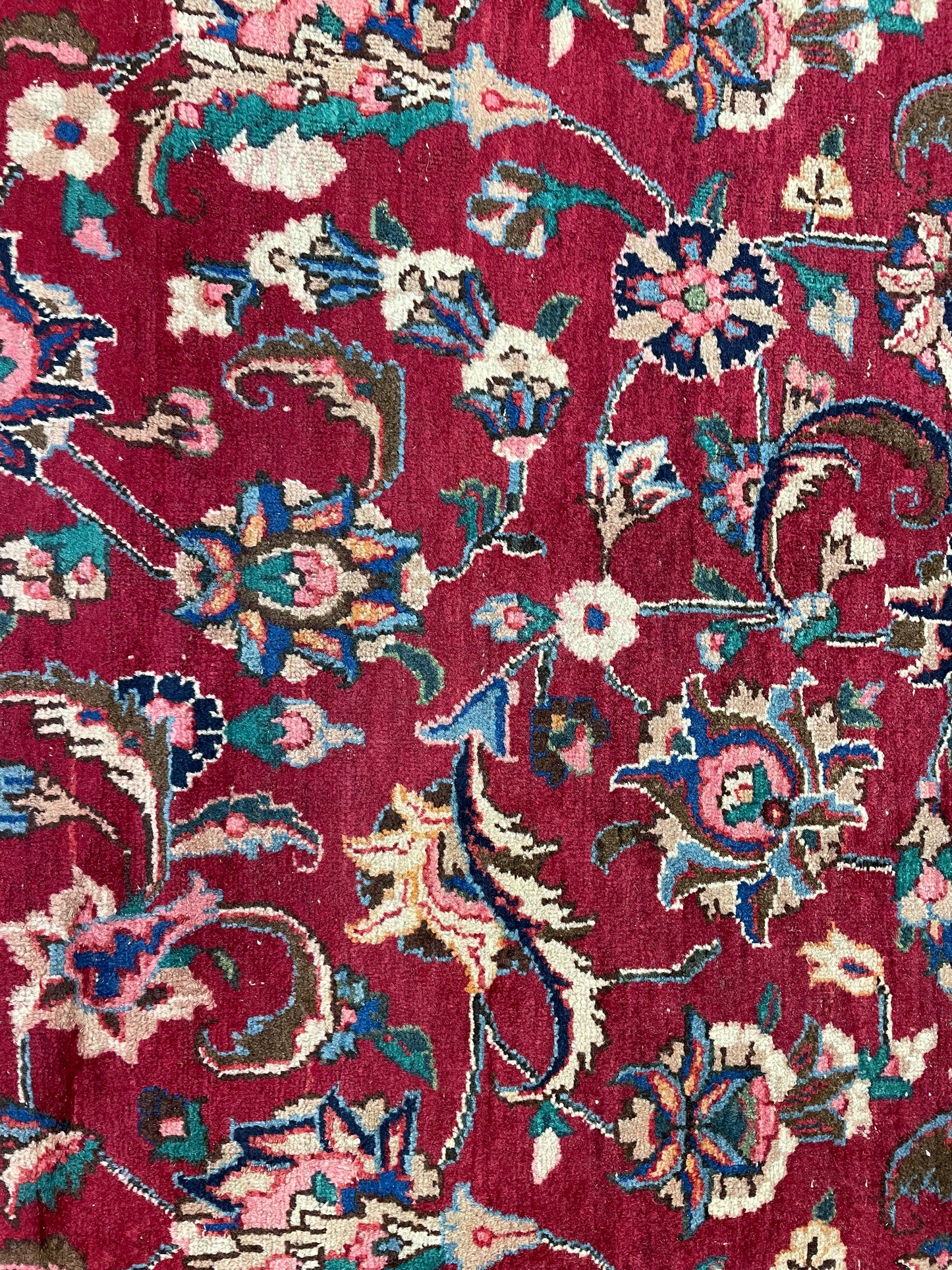 Hand-Knotted Wool Rug Sarouk 8'9" x 11'8"