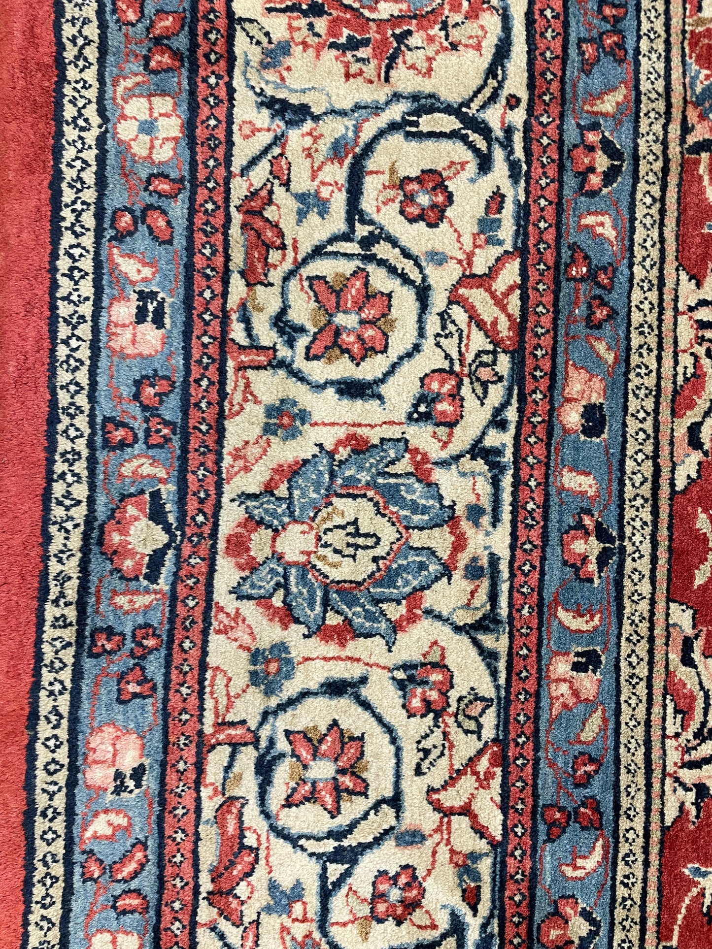 Hand-Knotted Wool Rug Sarouk 8'9" x 11'8"