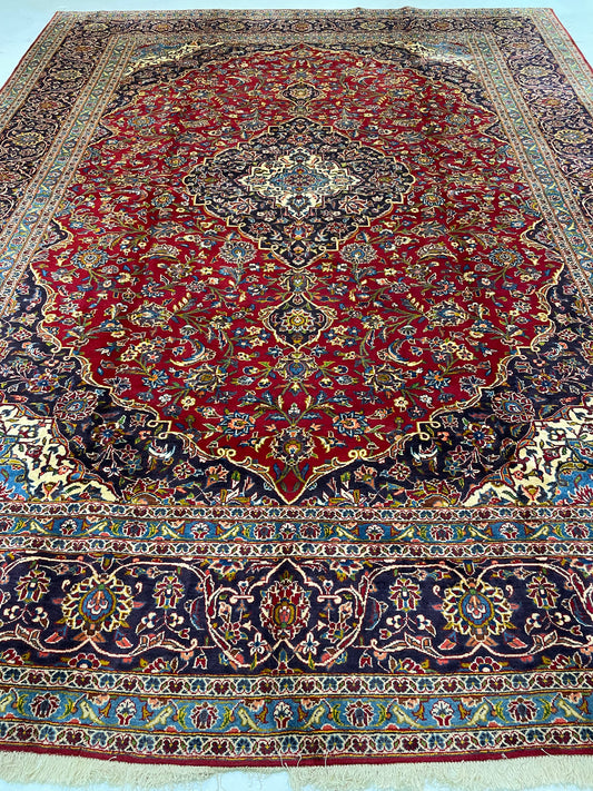 Hand-Knotted Wool Rug Kashan 9'7" x 12'9"