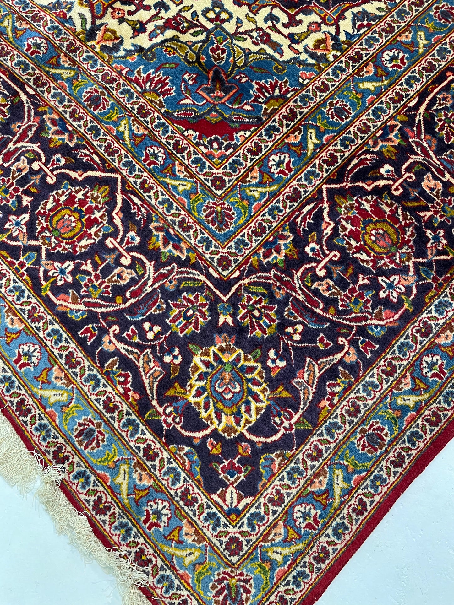 Hand-Knotted Wool Rug Kashan 9'7" x 12'9"