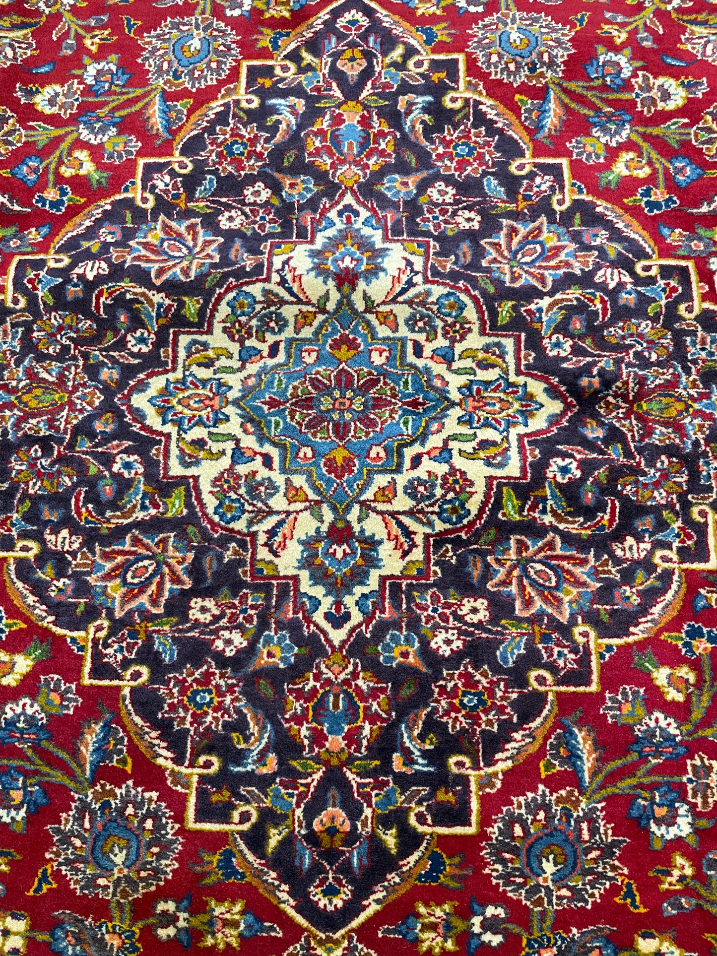 Hand-Knotted Wool Rug Kashan 9'7" x 12'9"