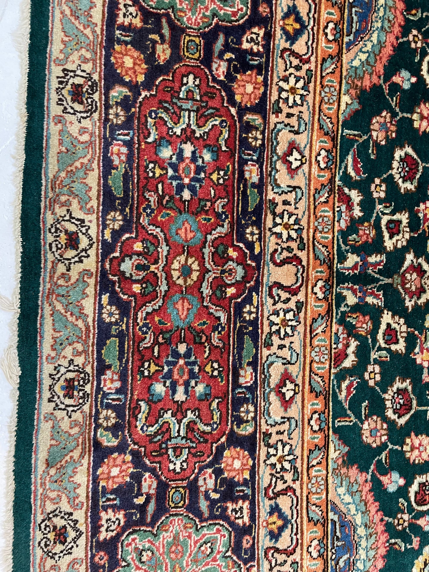 Hand-Knotted Wool Rug Sheikh Safi 9'7" x 12'5"