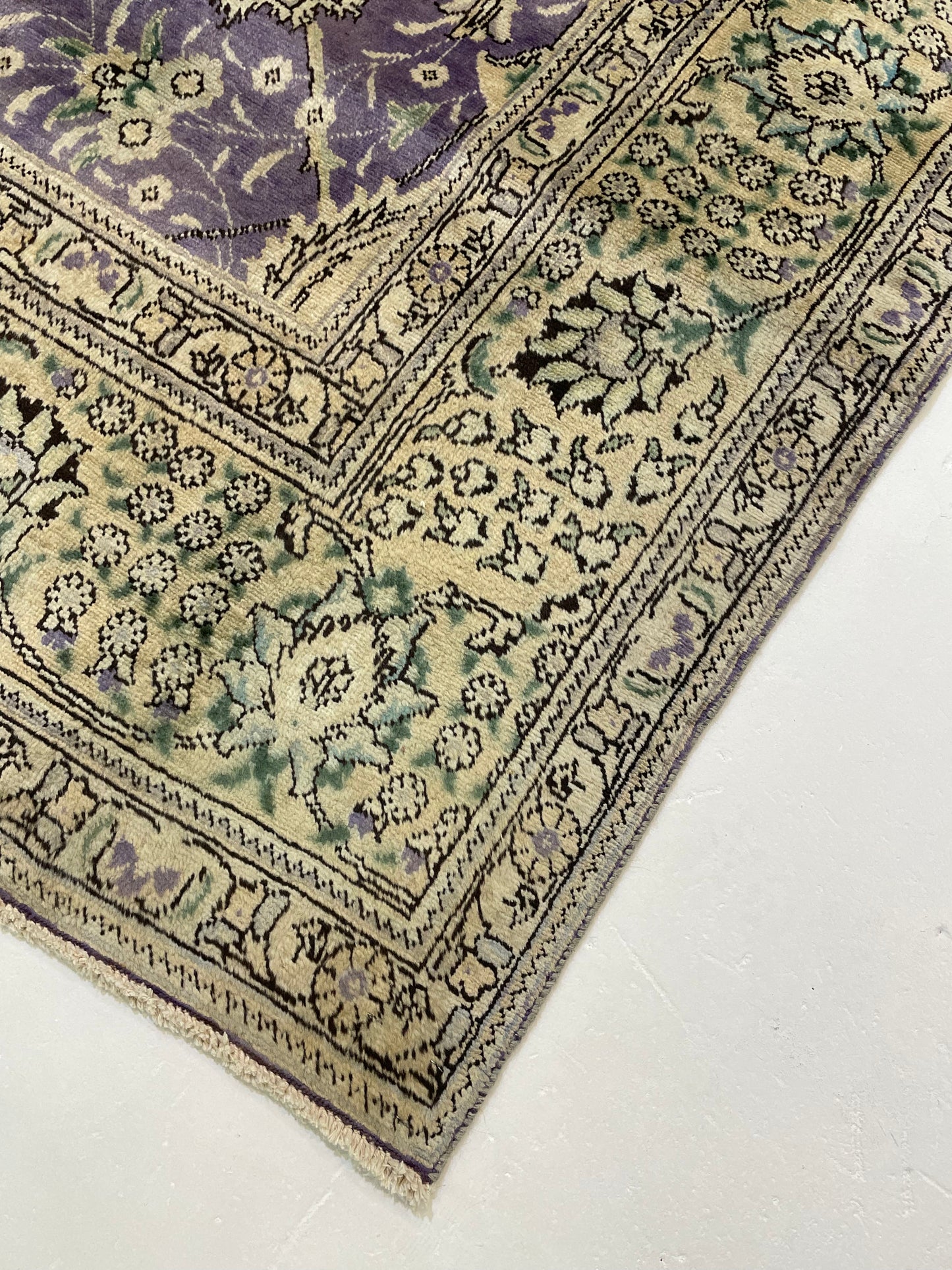Hand-Knotted Wool Rug Tabriz 9'8" x 13'2"