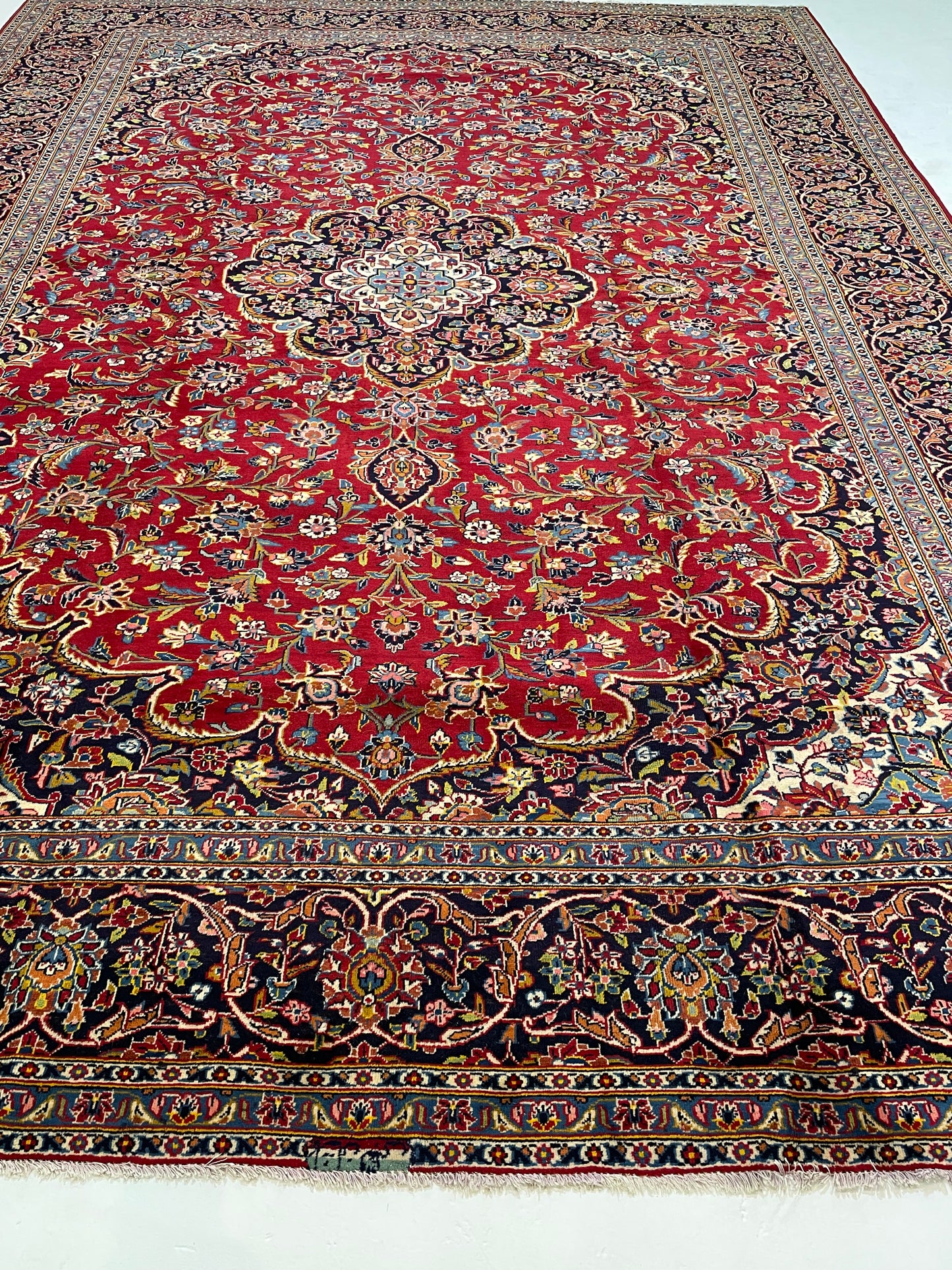 Hand-Knotted Wool Rug Kashan 10' x 13'6"