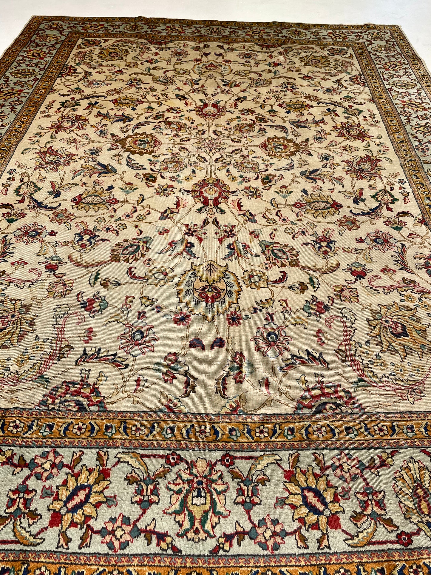 Hand-Knotted Wool Rug Tabriz 9'6" x 12'8"