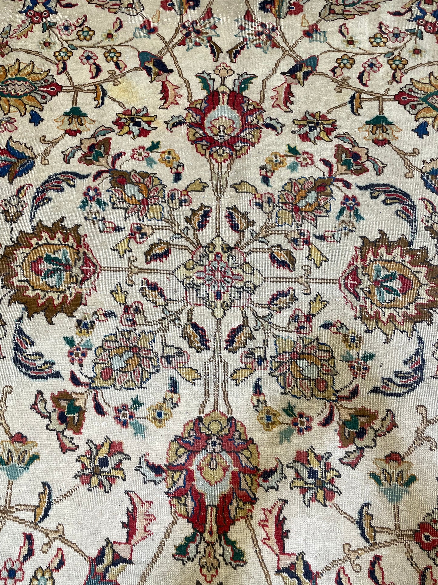 Hand-Knotted Wool Rug Tabriz 9'6" x 12'8"