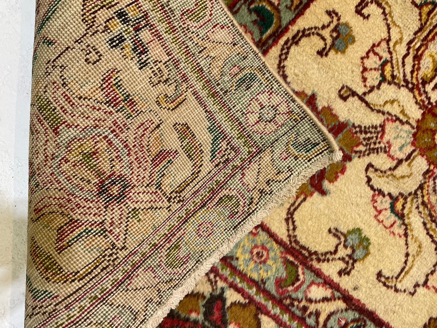 Hand-Knotted Wool Rug Tabriz 9'5" x 12'10"
