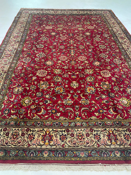 Hand-Knotted Wool Rug Sarouk 8'2" x 12'2"