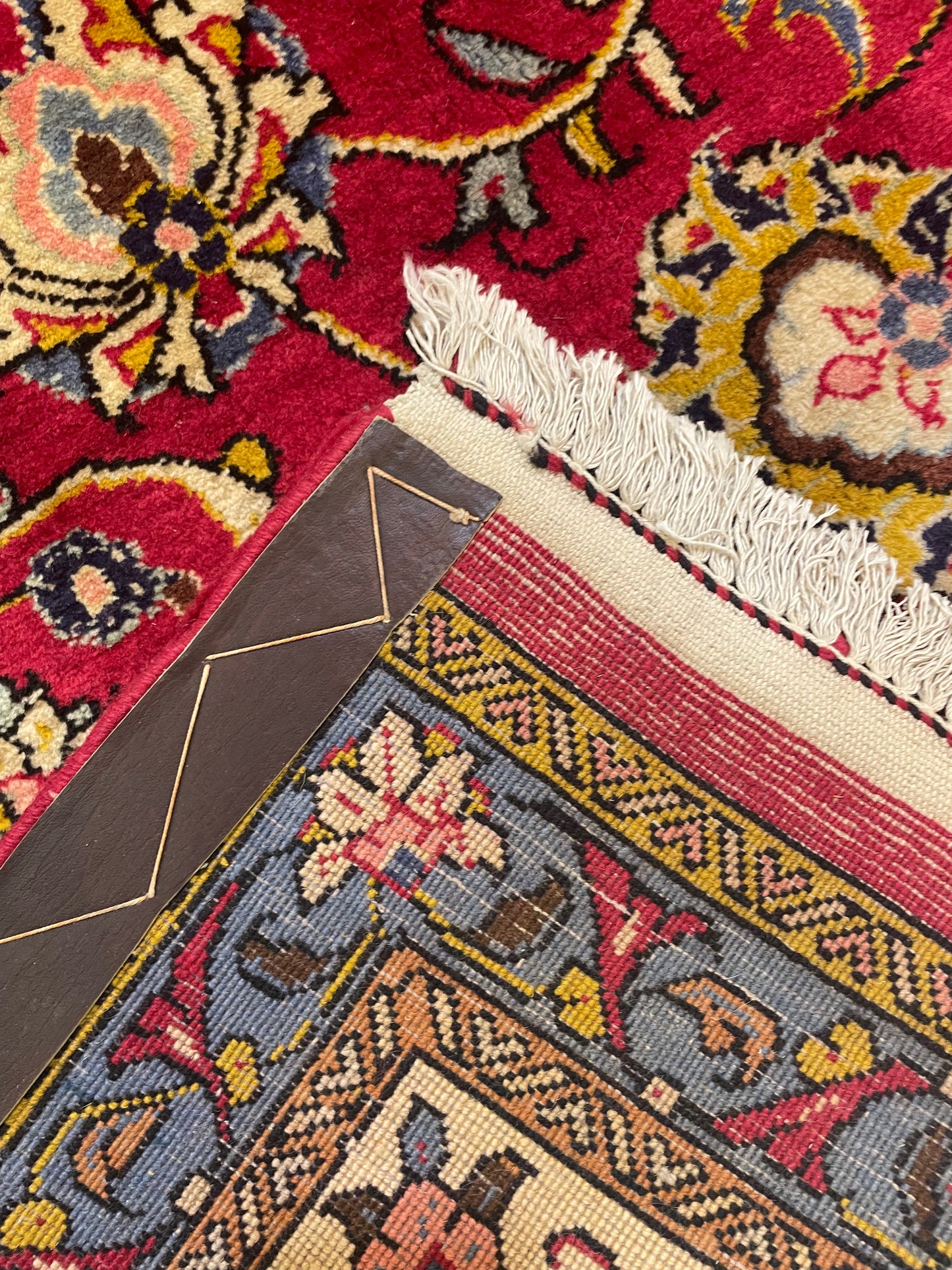 Hand-Knotted Wool Rug Sarouk 8'2" x 12'2"