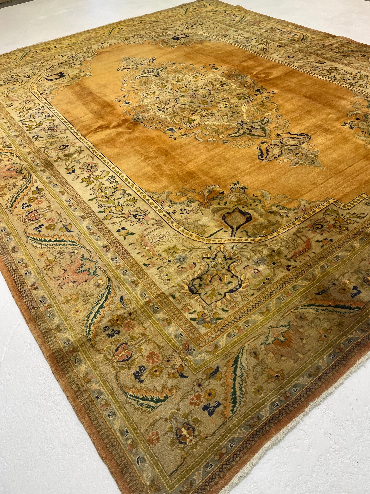 Hand-Knotted Wool Rug Tabriz Tabatabaei 10'2" x 12'4"