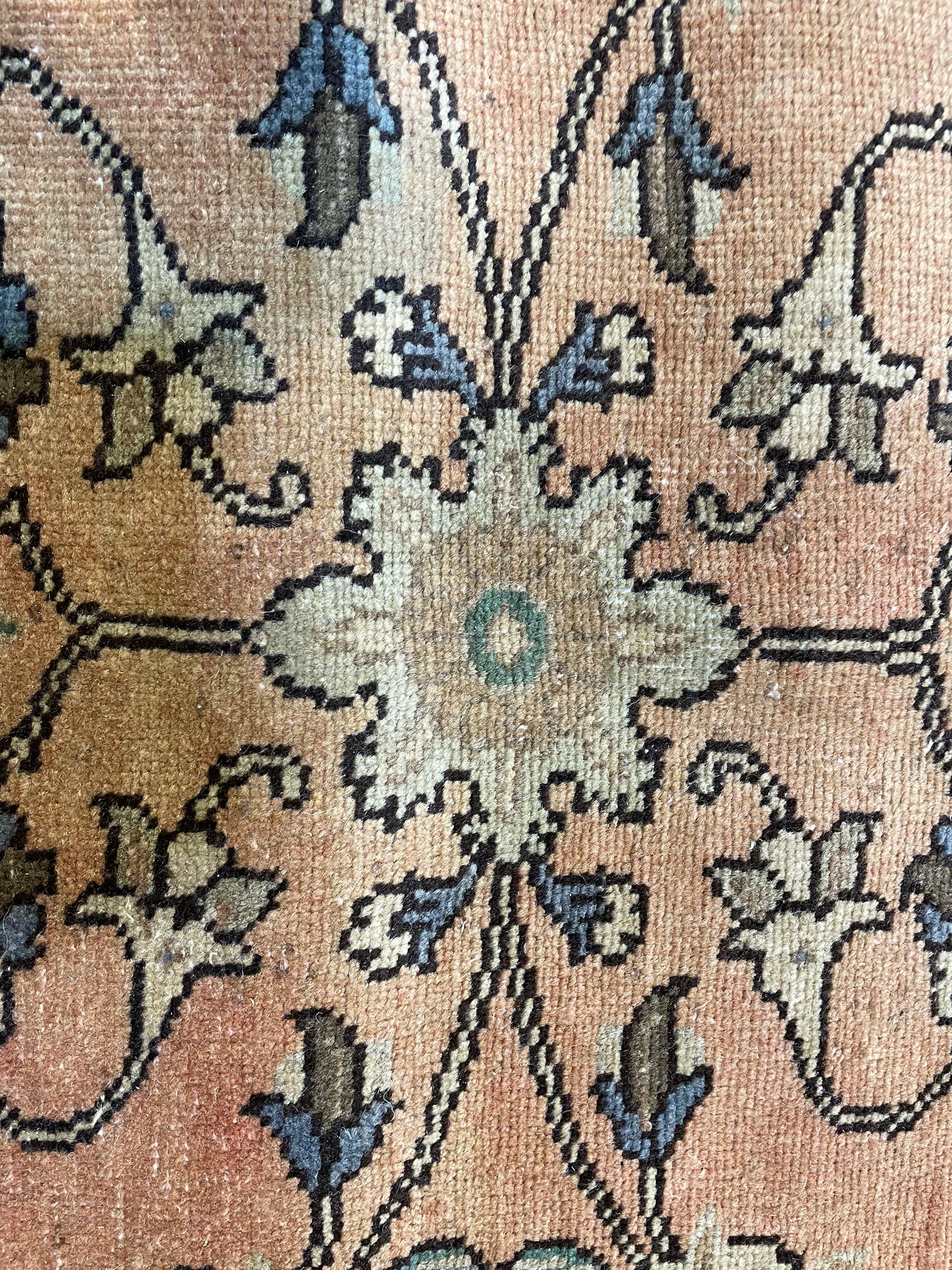 Hand-Knotted Wool Rug Tabriz 9'8" x 12'7"
