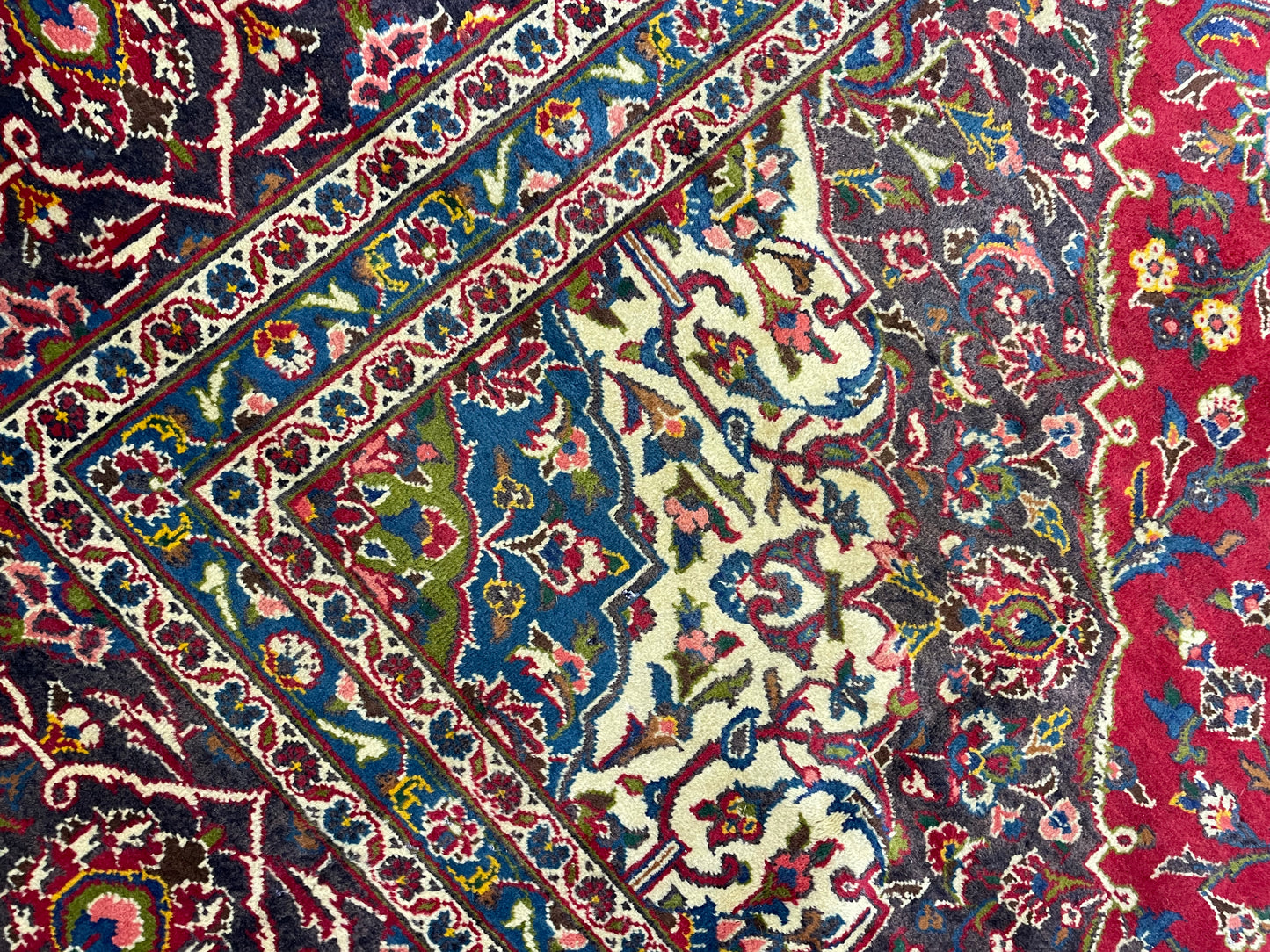 Hand-Knotted Wool Rug Kashan 9'9" x 12'6"