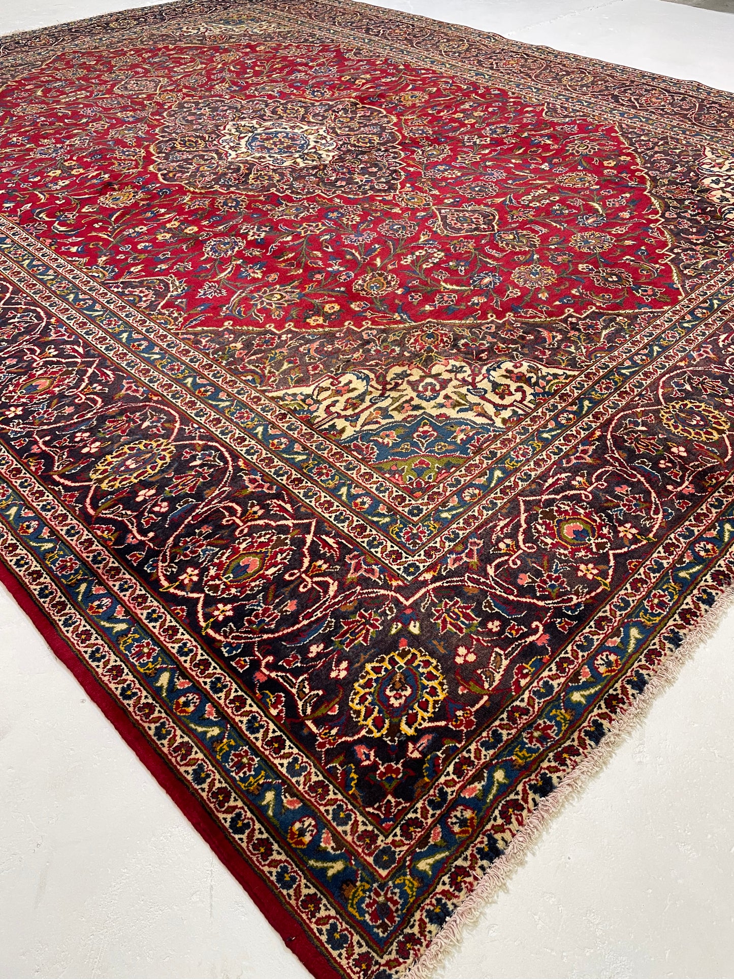 Hand-Knotted Wool Rug Kashan 9'9" x 12'6"