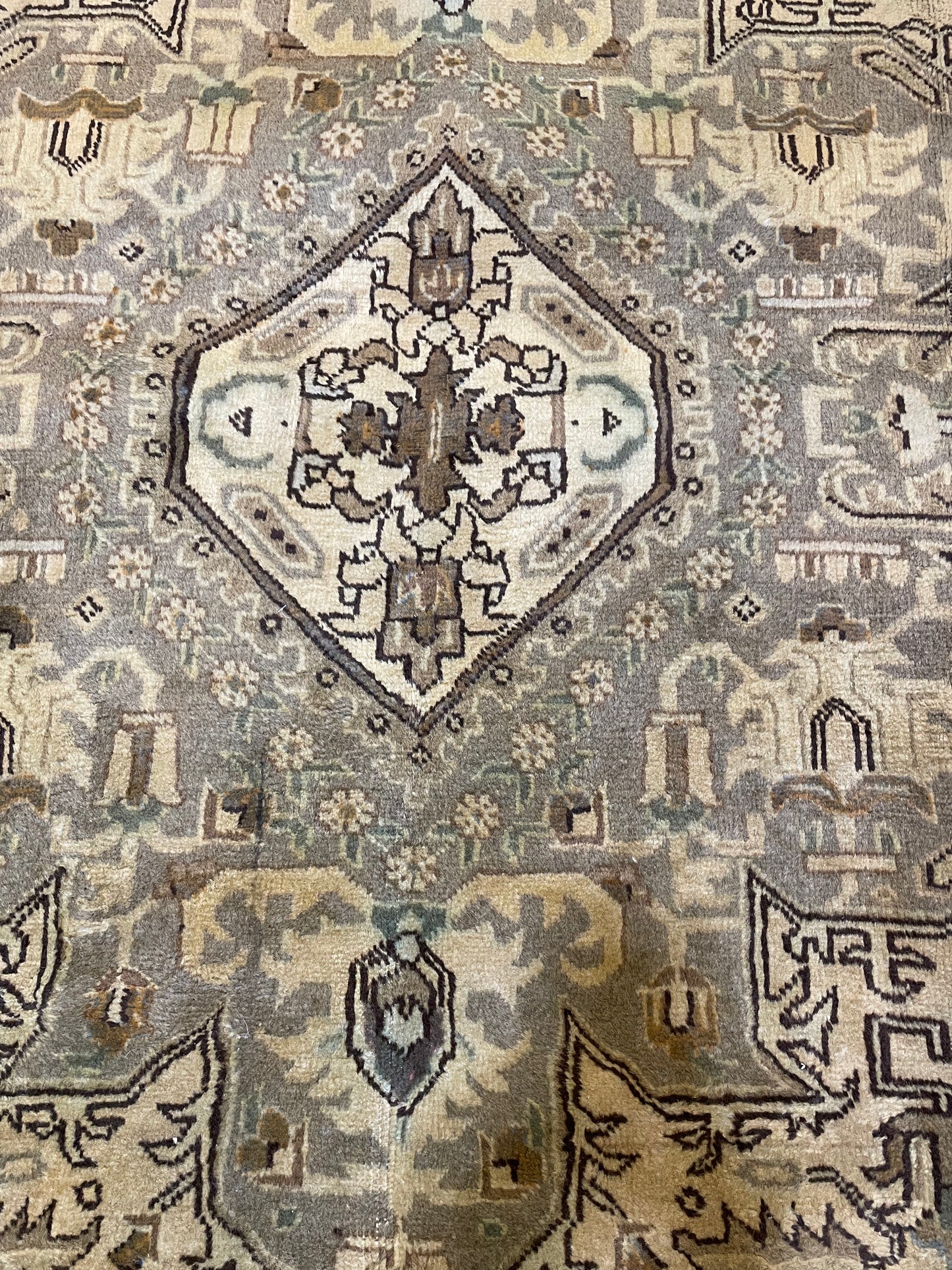 Hand-Knotted Wool Rug Tabriz Khoy 9'2" x 12'8"