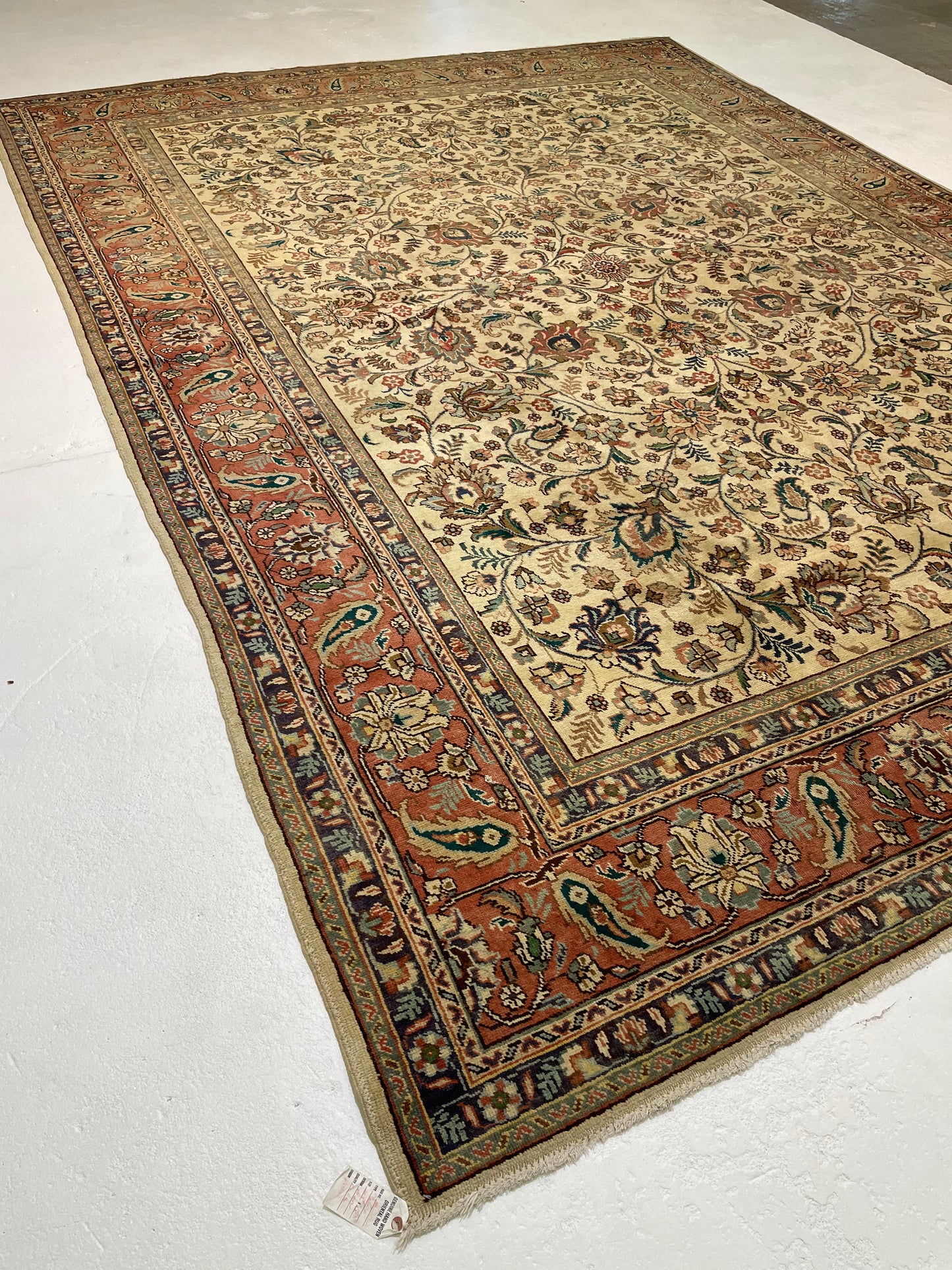 Hand-Knotted Wool Rug Tabriz 9'9" x 13'2"