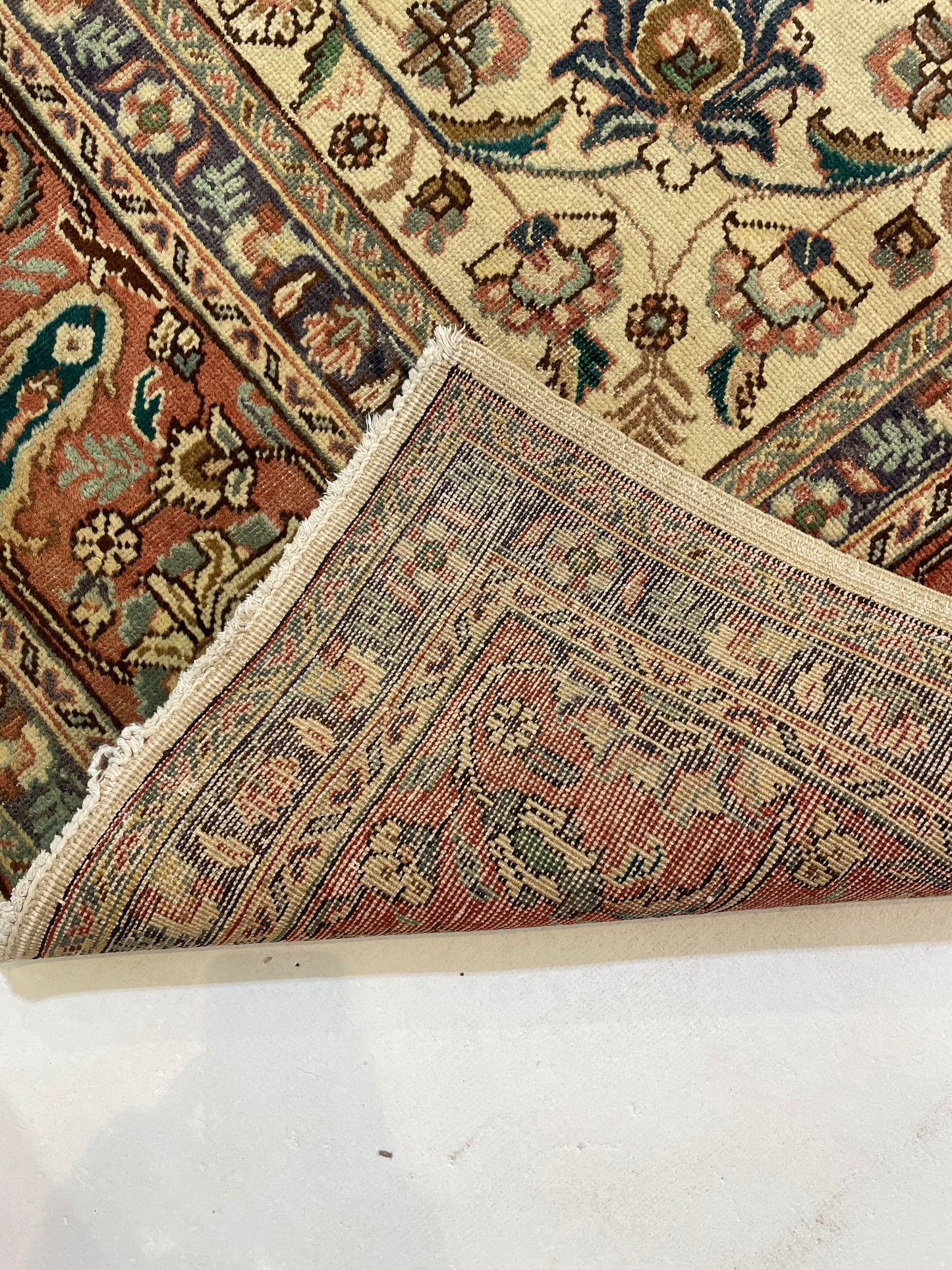 Hand-Knotted Wool Rug Tabriz 9'9" x 13'2"