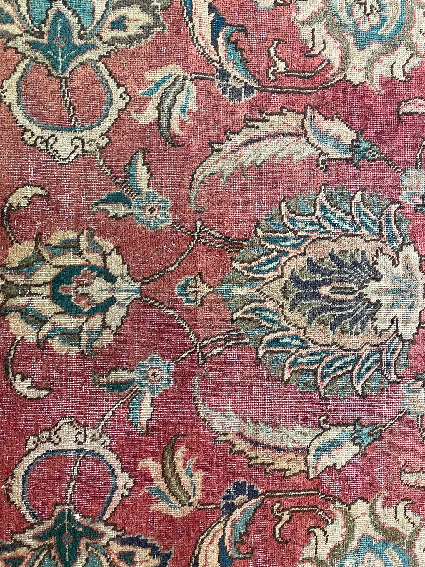 Hand-Knotted Wool Rug Tabriz 9'11" x 13'1"