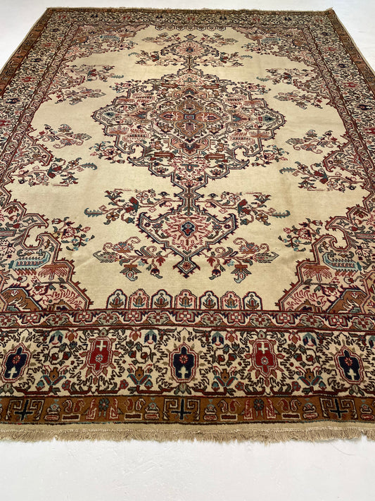 Hand-Knotted Wool Rug Tabriz Khoy 9'9" x 13'2"