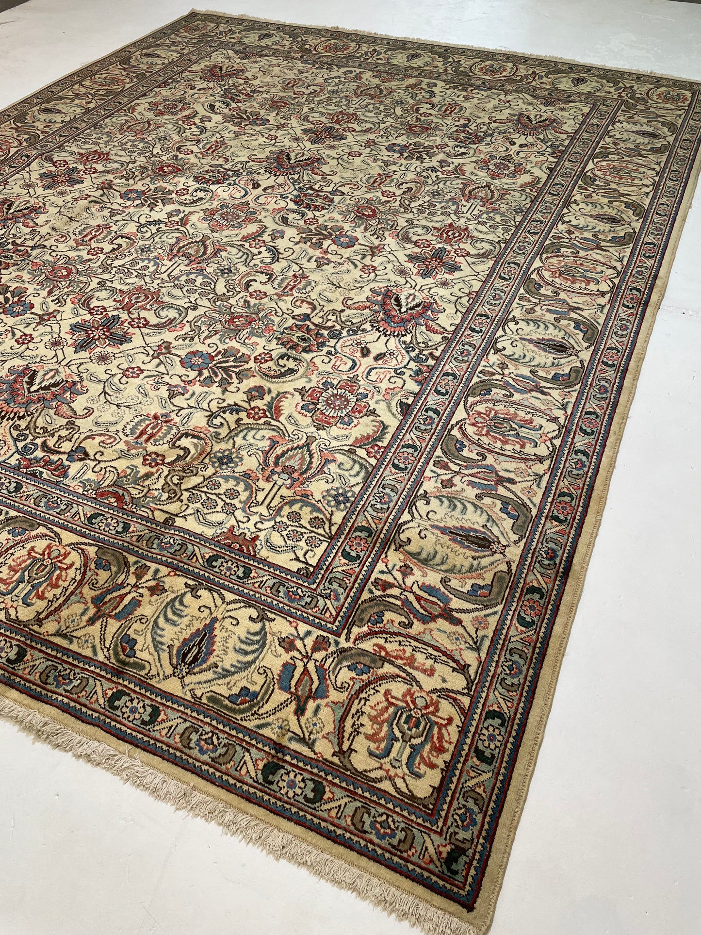 Hand-Knotted Wool Rug Tabriz 9'10" x 12'7"