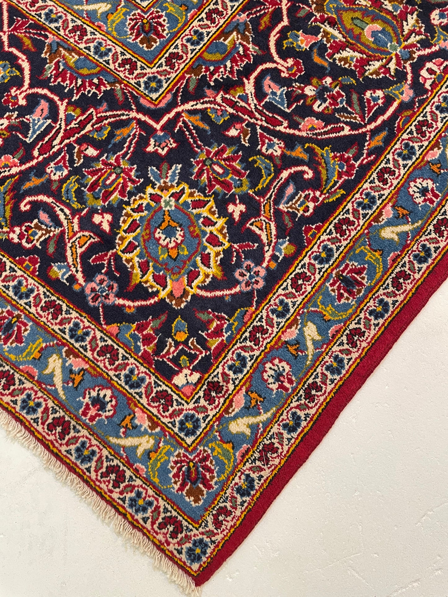 Hand-Knotted Wool Rug Kashan 11'8" x 17'1"