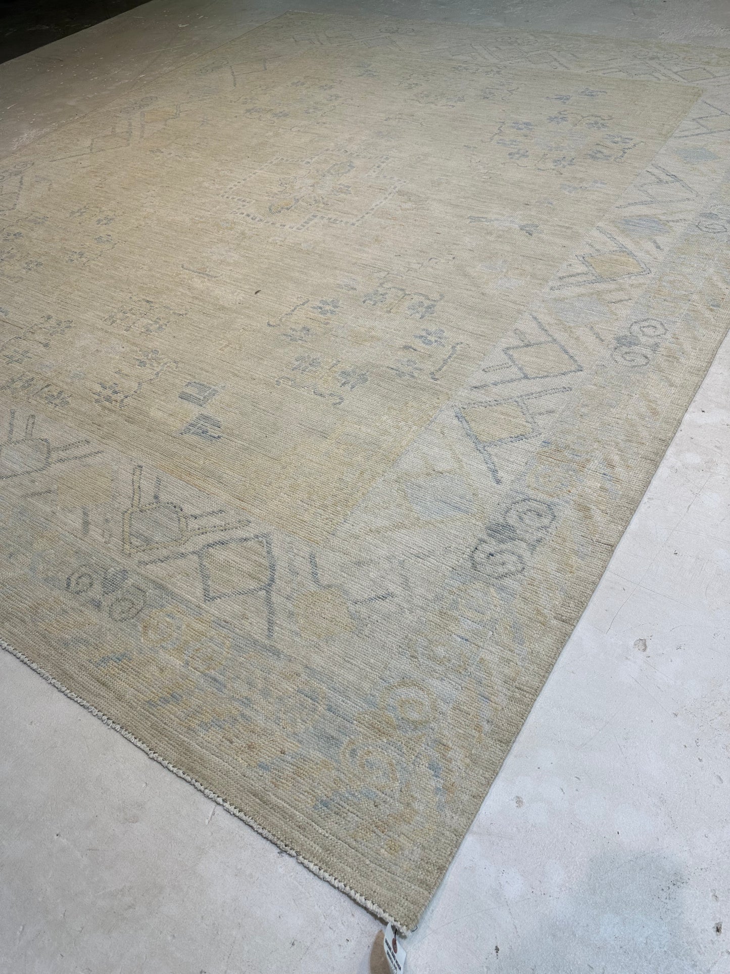 Hand-Knotted Wool Rug Turkish Oushak 7'10" x 9'11"