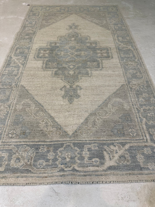 Hand-Knotted Wool Rug Turkish Oushak 3'1" x 5'6"