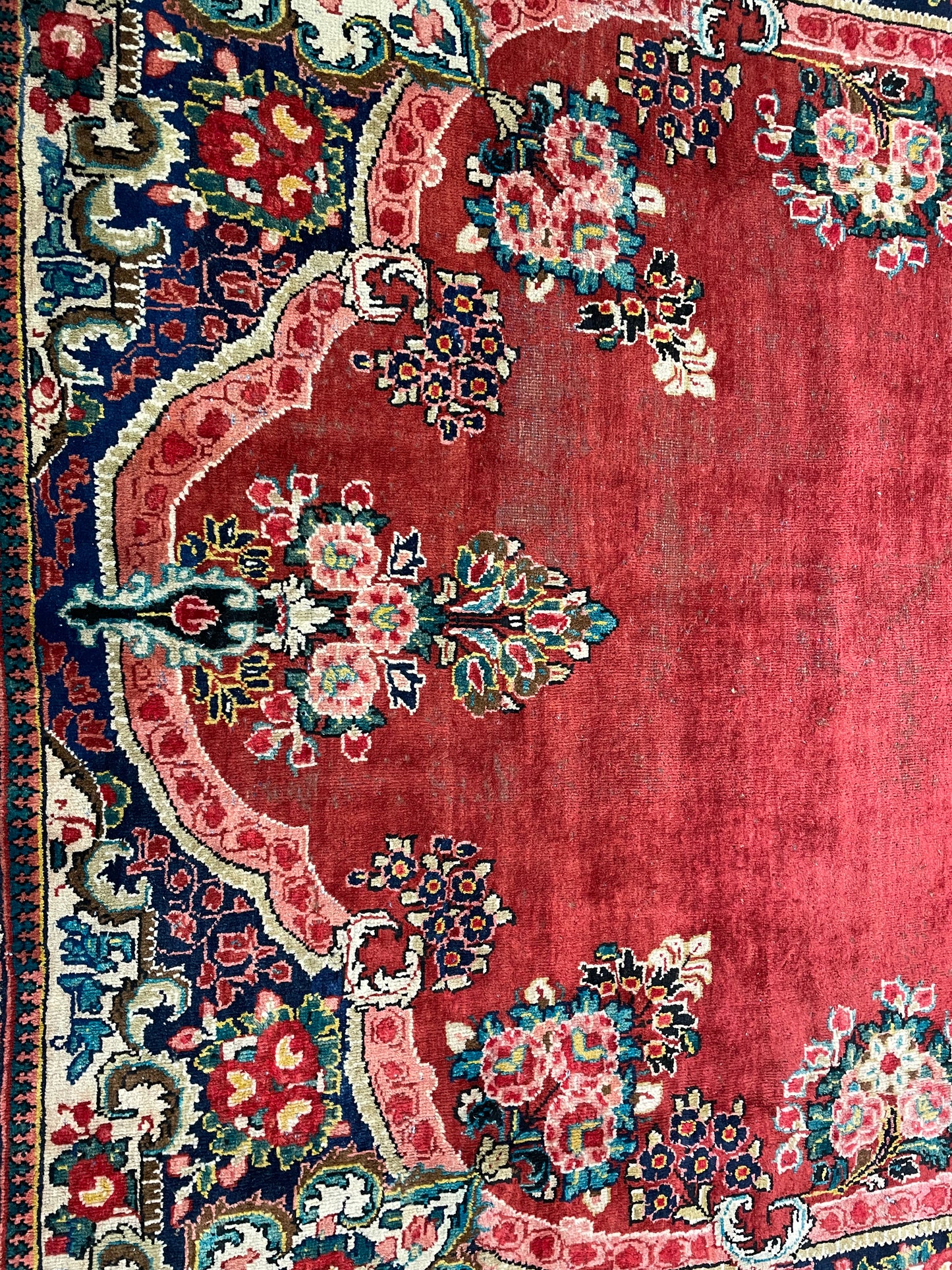 Hand-Knotted Wool Rug Mahal 10' x 17'5"