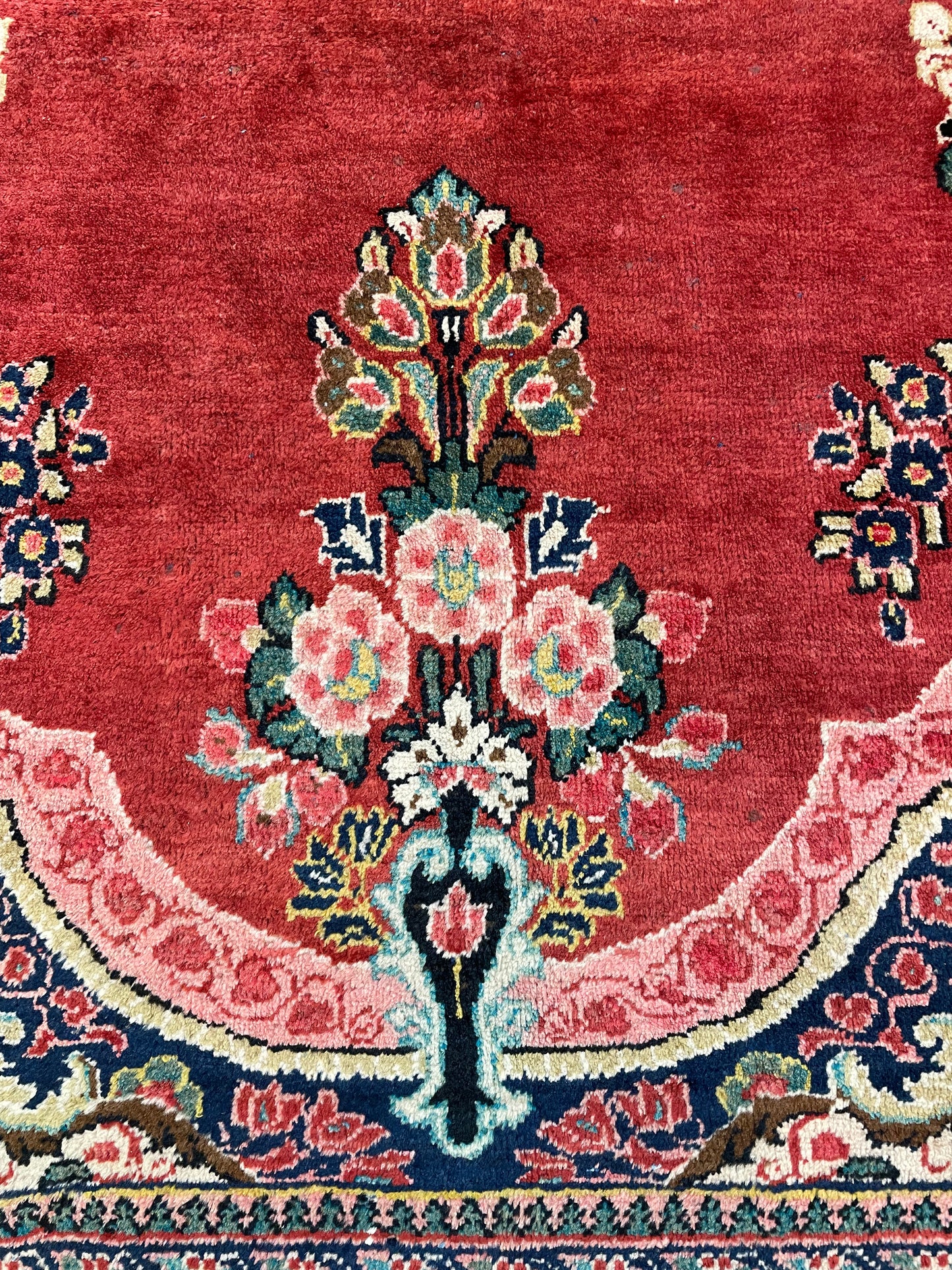 Hand-Knotted Wool Rug Mahal 10' x 17'5"