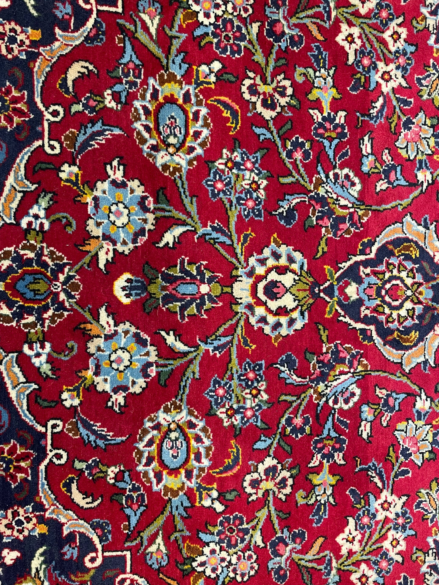 Hand-Knotted Wool Rug Kashan 9'9'" x 14'2"