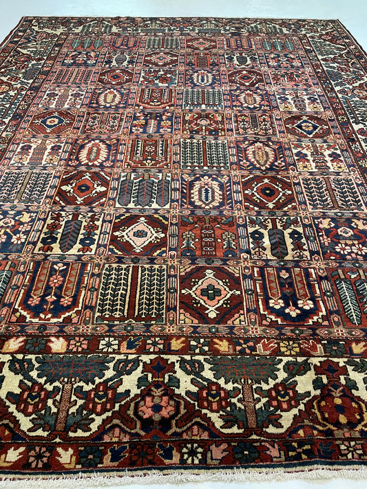 Hand-Knotted Wool Rug Bakhtiari Garden of Eden 10'4" x 13'