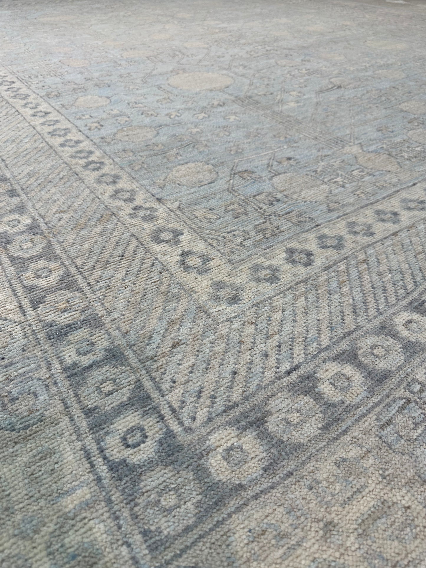 Hand-Knotted Wool Rug Turkish Oushak 8' x 10'