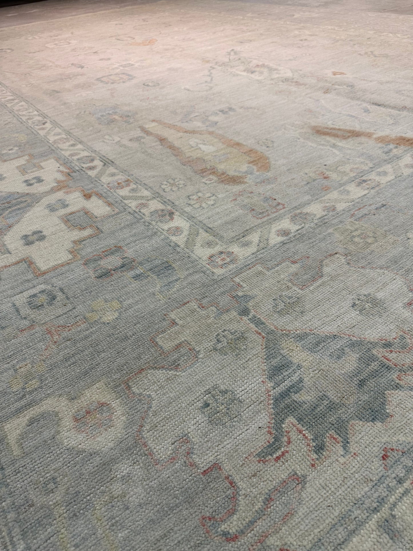 Hand-Knotted Wool Rug Turkish Oushak 9'10" x 13'8"