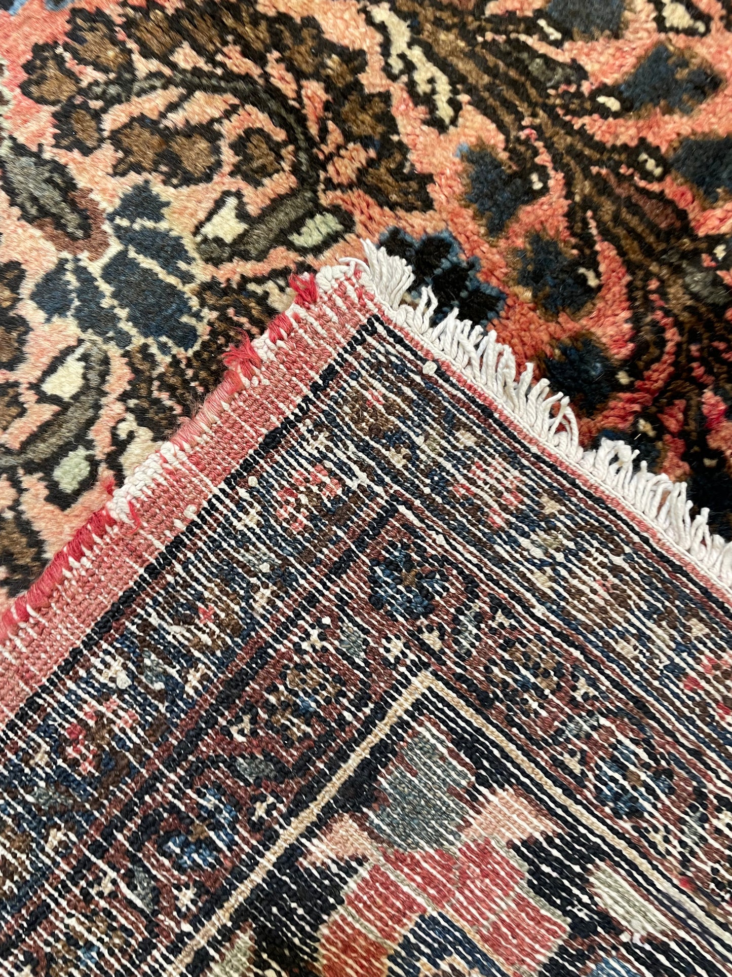 Hand-Knotted Wool Rug Mahal 8'8" x 11'8"
