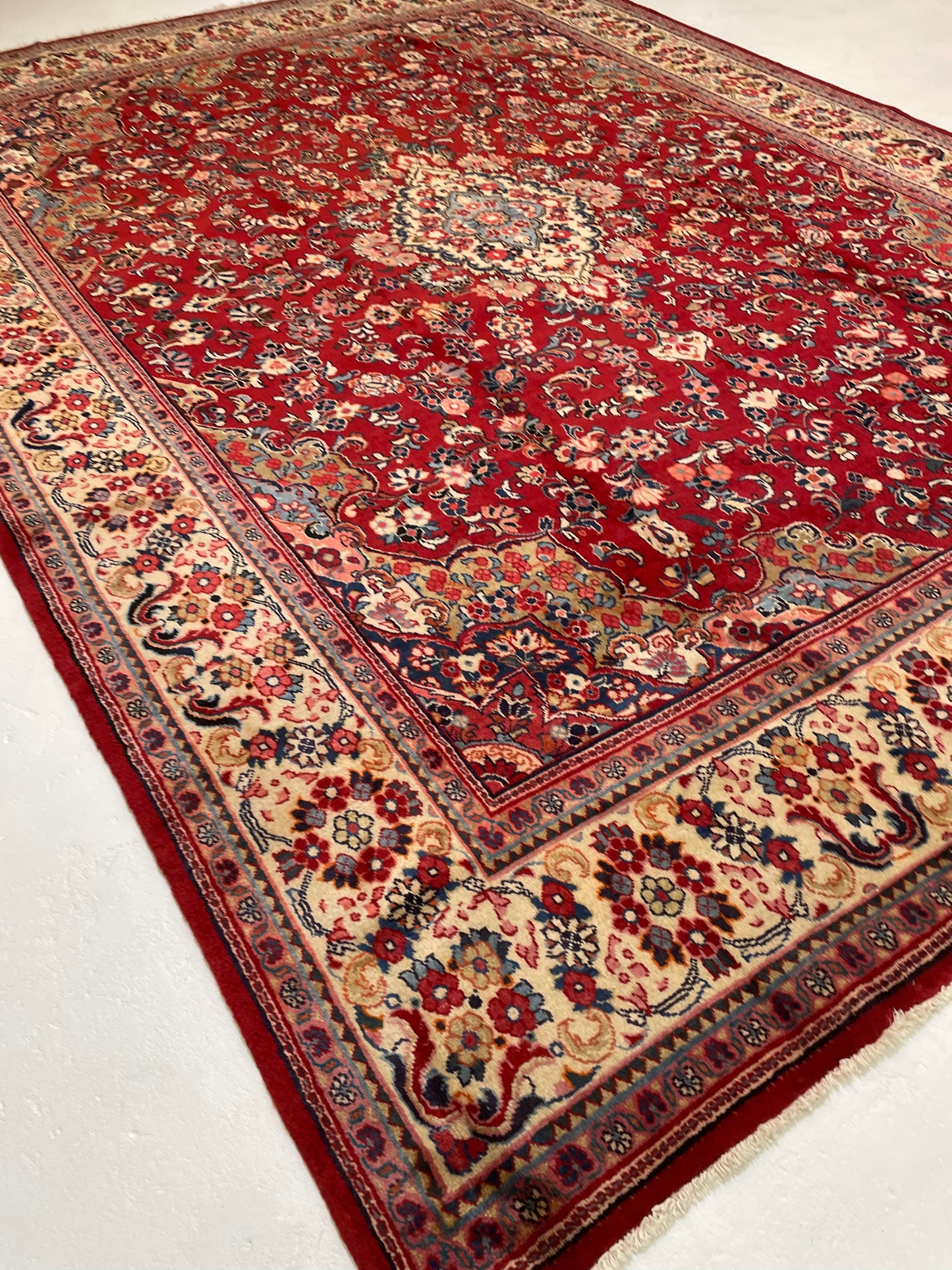 Hand-Knotted Wool Rug Mahal 10' x 13'6"
