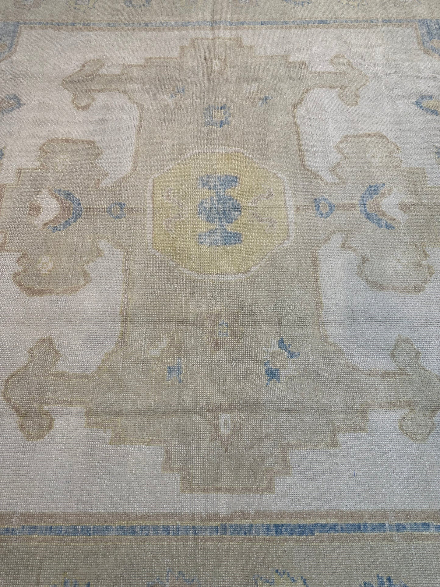 Hand-Knotted Wool Rug Turkish Oushak 9'3" x 11'9"