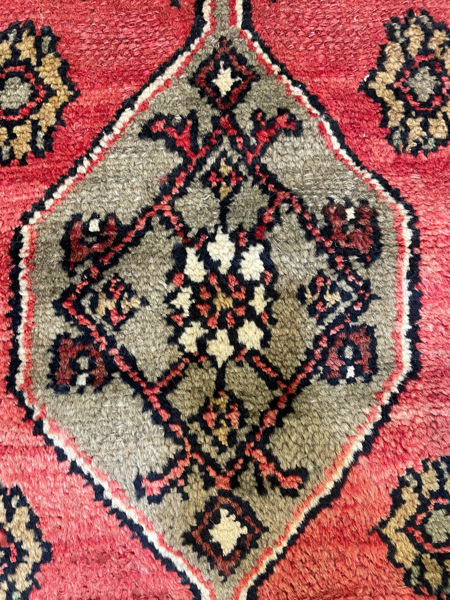 Hand-Knotted Wool Rug Bibikabad 11'2" x 17'8"