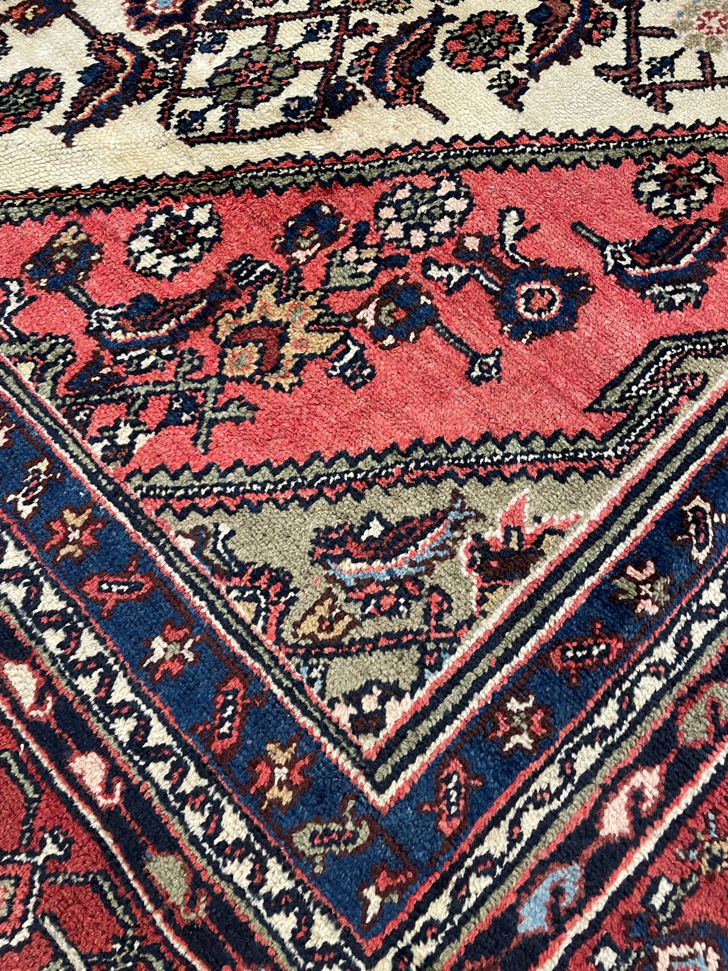 Hand-Knotted Wool Rug Bibikabad 11'2" x 17'8"
