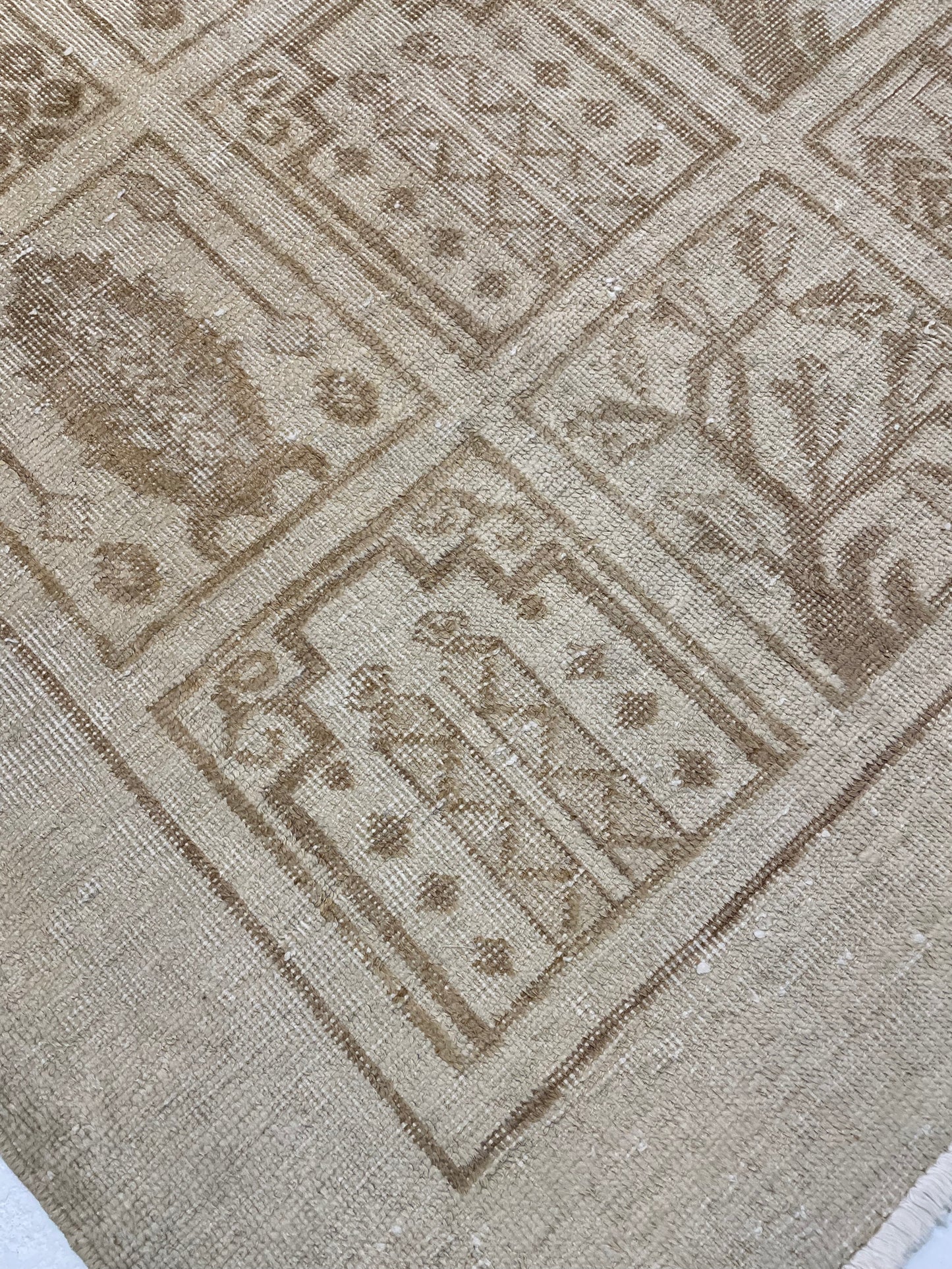 Hand-Knotted Wool Rug Tabriz Garden of Eden 9'3" x 12'3"