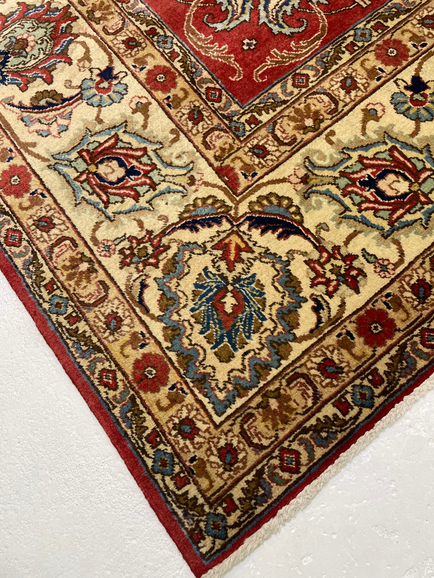 Hand-Knotted Wool Rug Tabriz 9'6" x 12'10"