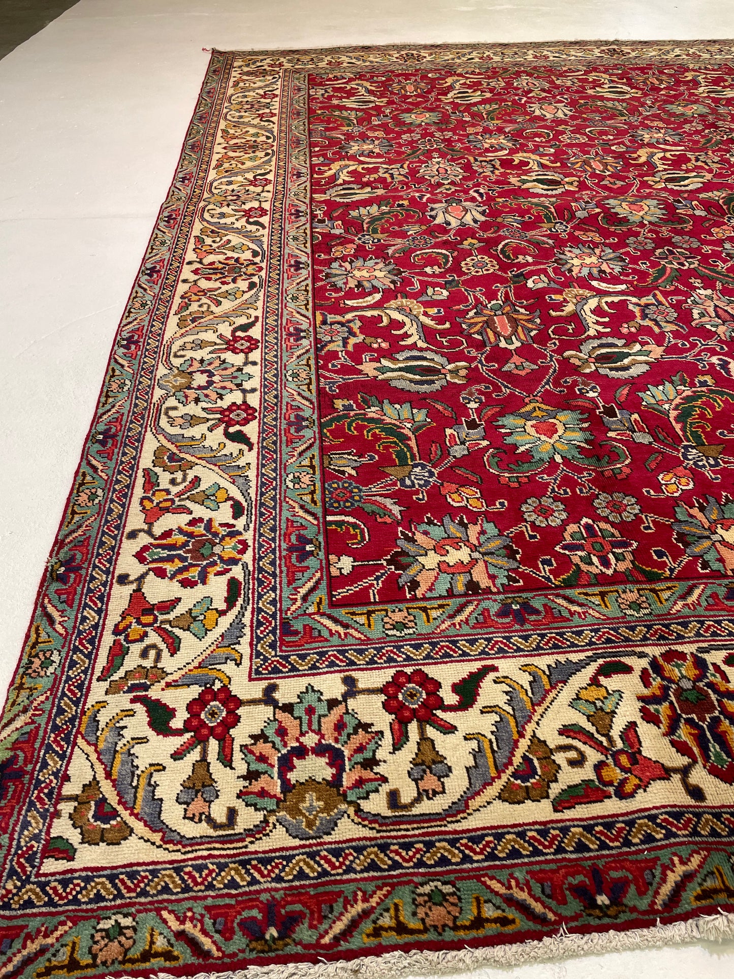 Hand-Knotted Wool Rug Tabriz 9'9" x 13'10"